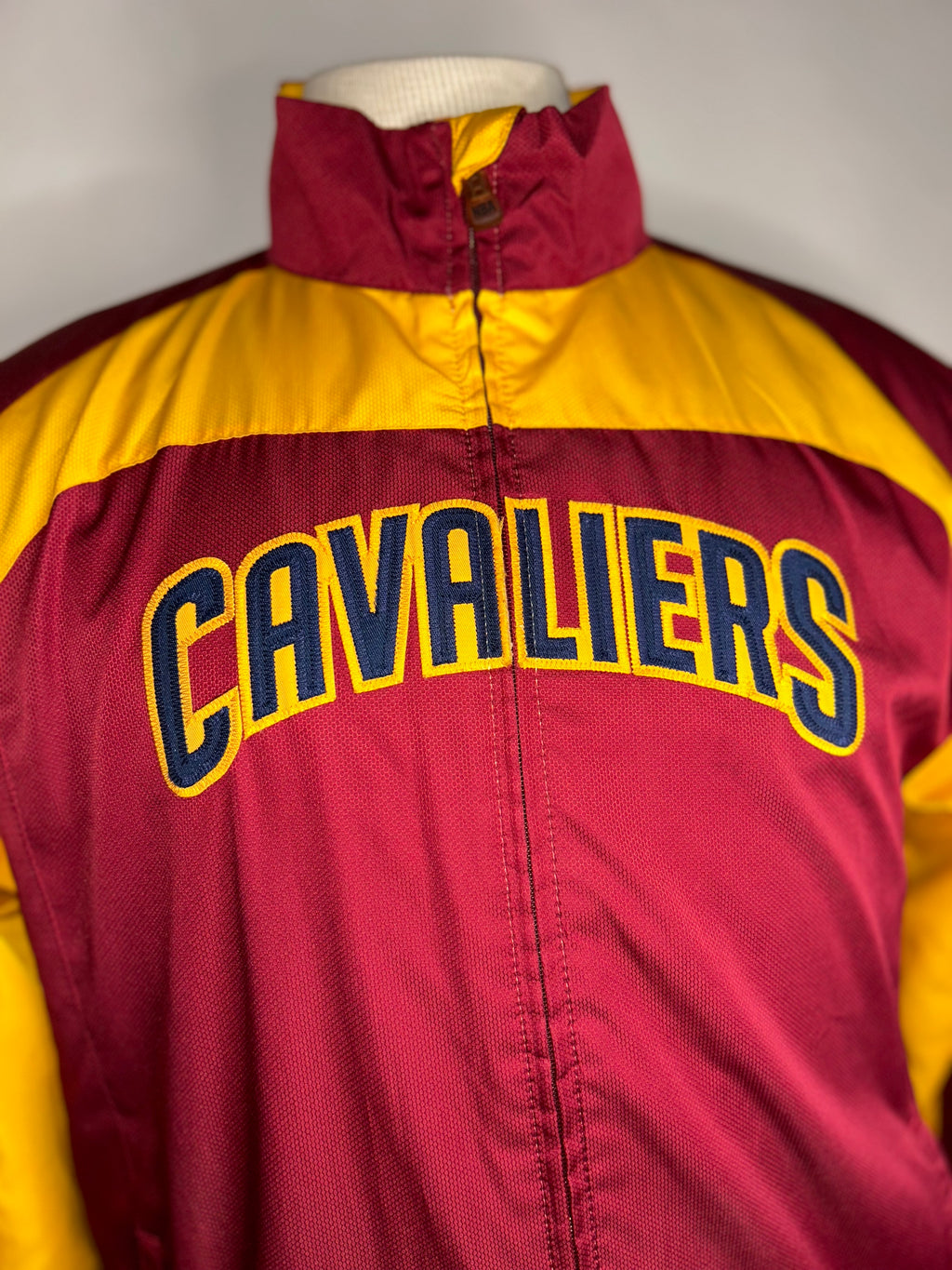 NBA Cleveland Cavaliers Exclusive Collection Jacket Size Small Mens