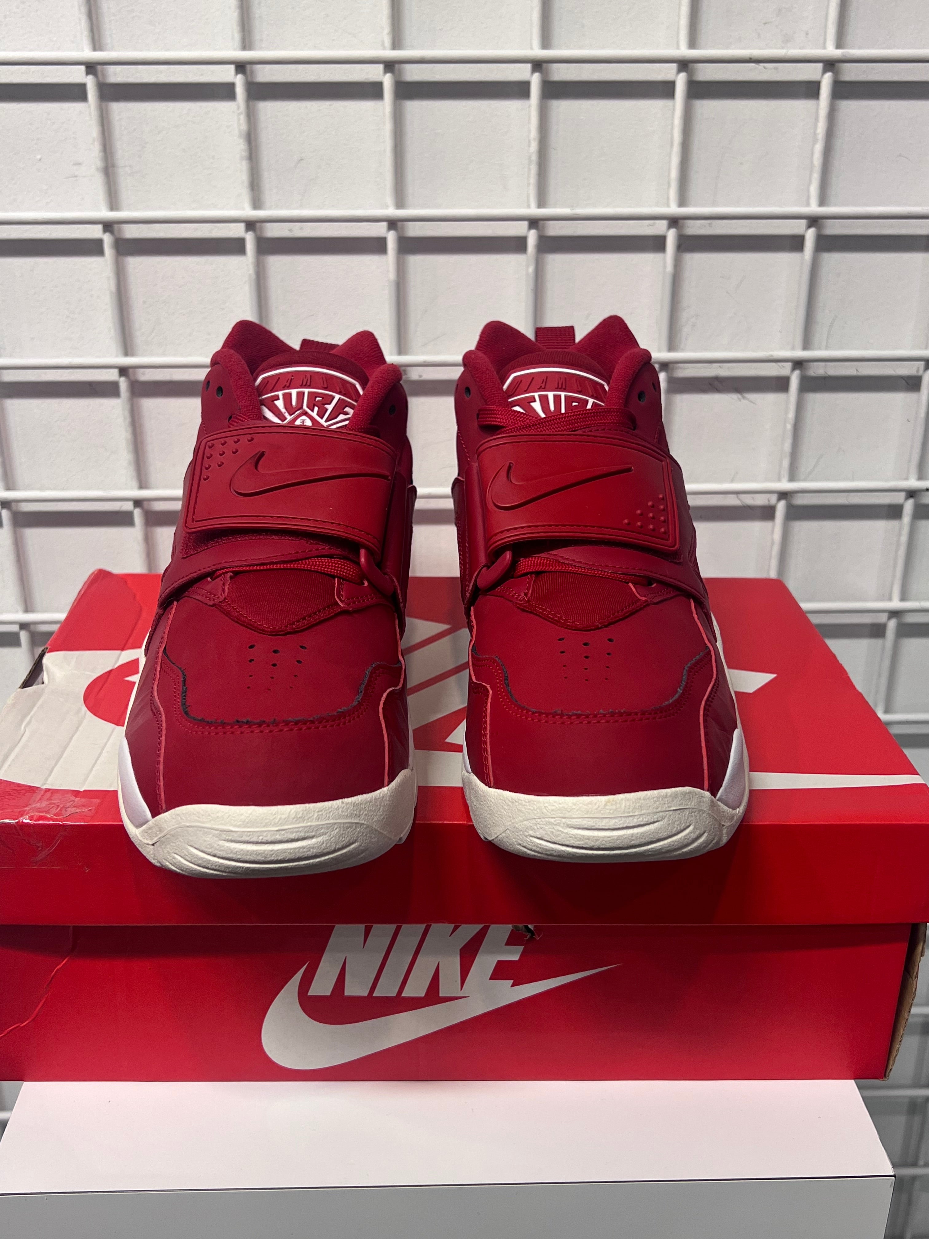 Nike Air Diamond Turf Gym Red Size 10 Men’s Shoes