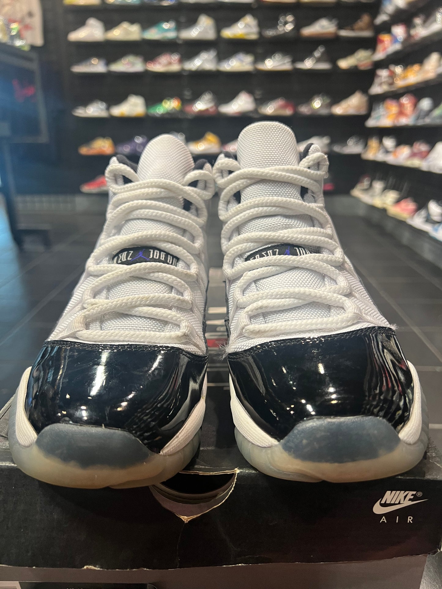 Gradeschool Air Jordan 11 Concord Size 7 Shoes