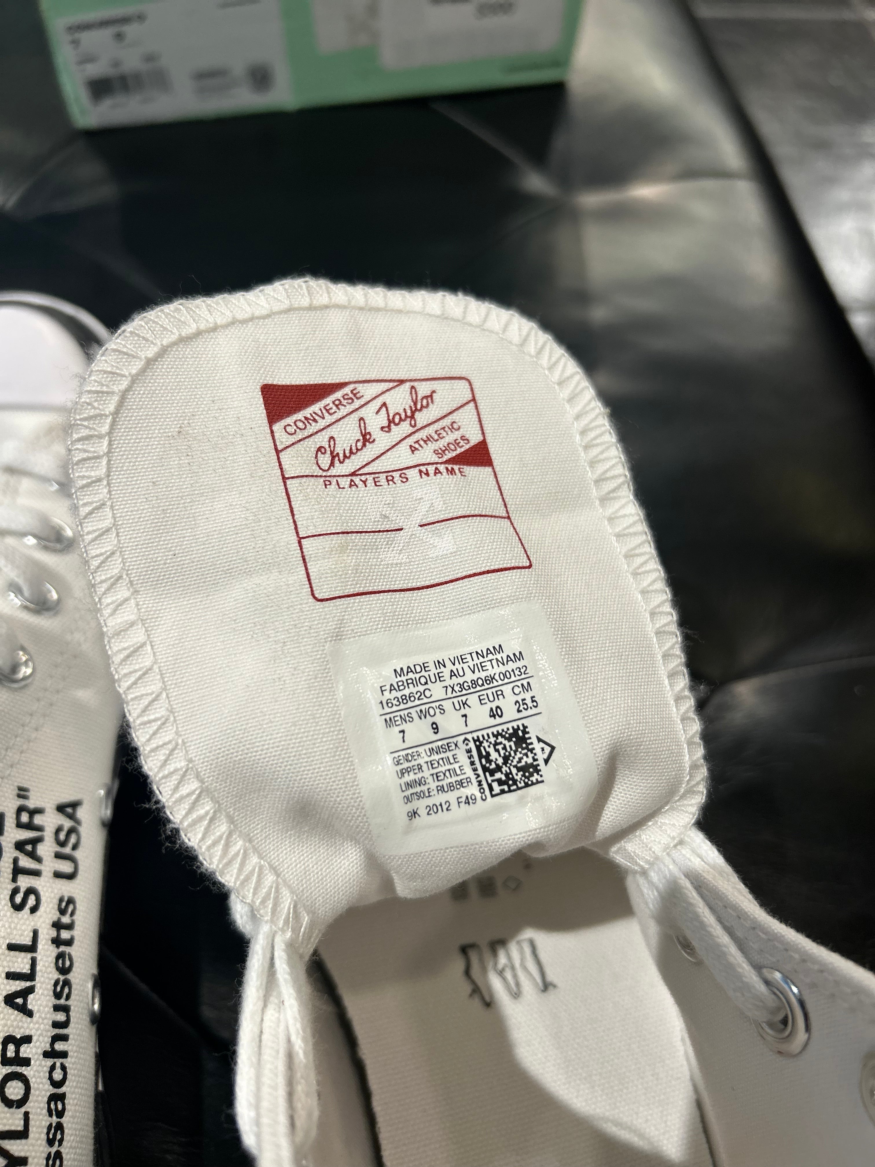 Converse Off White Chuck Taylor All Star Size 7 Men's Shoes