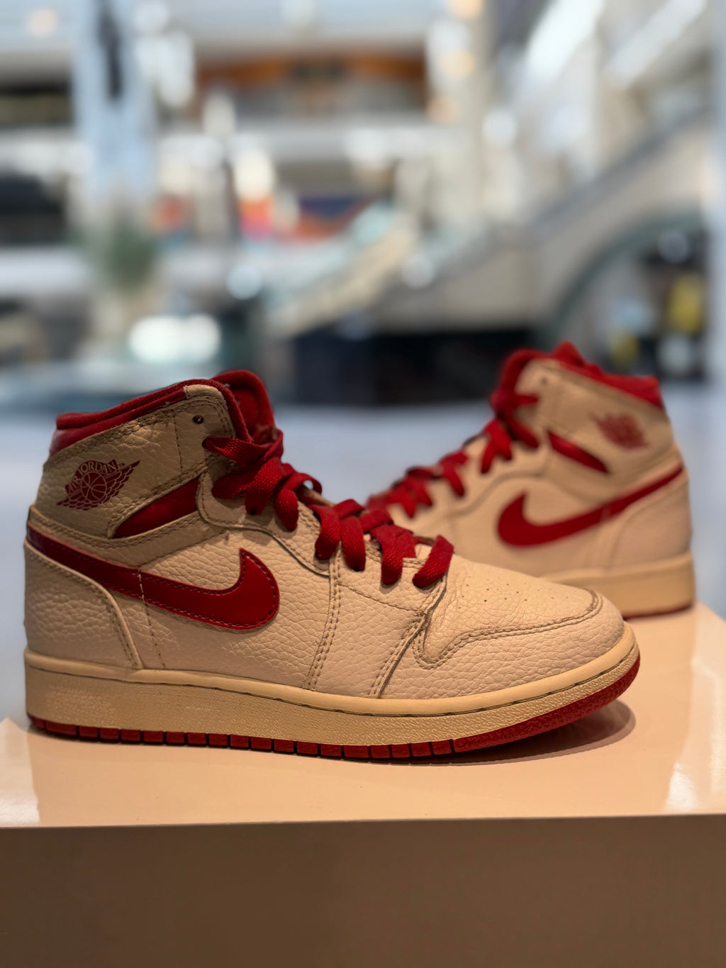 Air Jordan 1 High Retro Do the Right Thing Spike Lee Size 3.5y Gradeschool Shoes