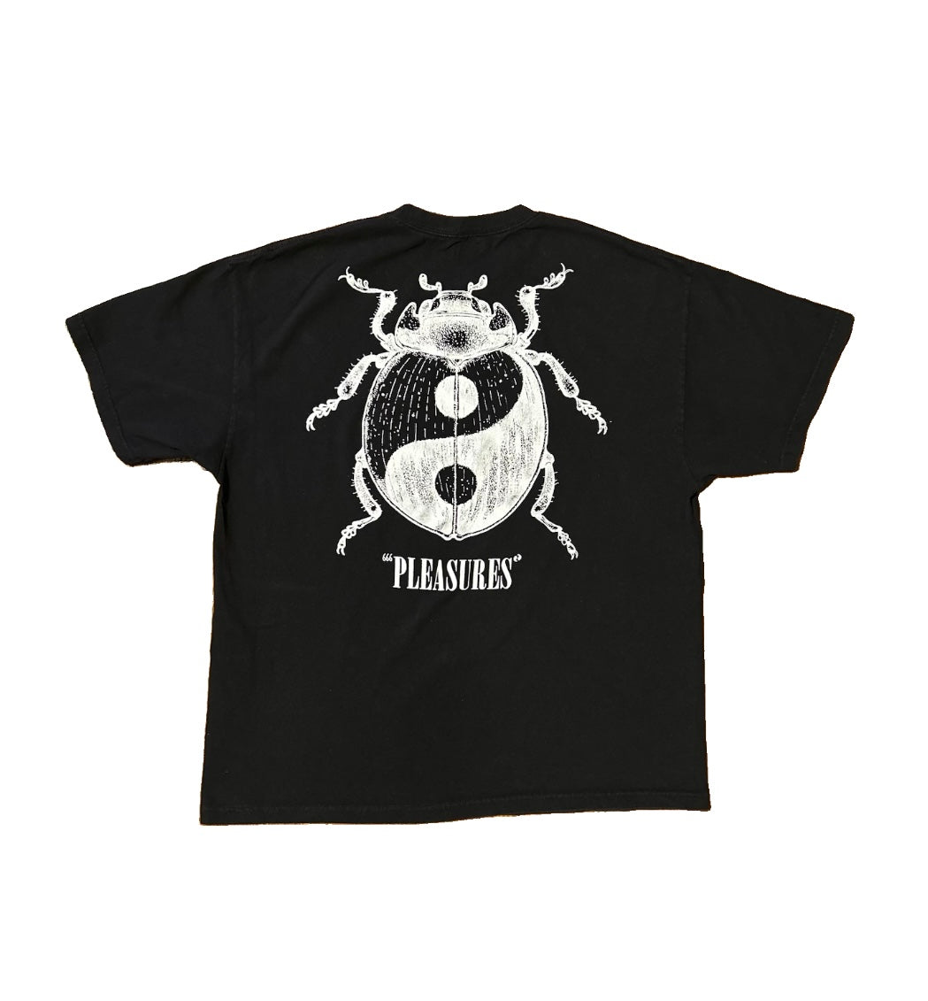 PLEASURES Yin Yang Beetle T-Shirt Black XXL Ladybug Graphic Streetwear Lightly Used