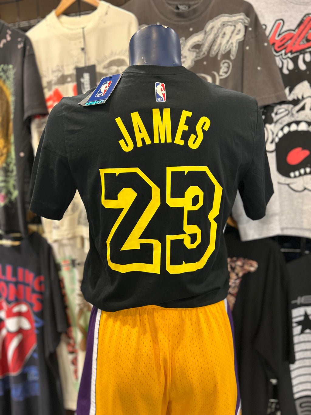 Los Angeles Lakers LeBron James Set Nike T Shirt and Mitchell and Ness Shorts Size Medium