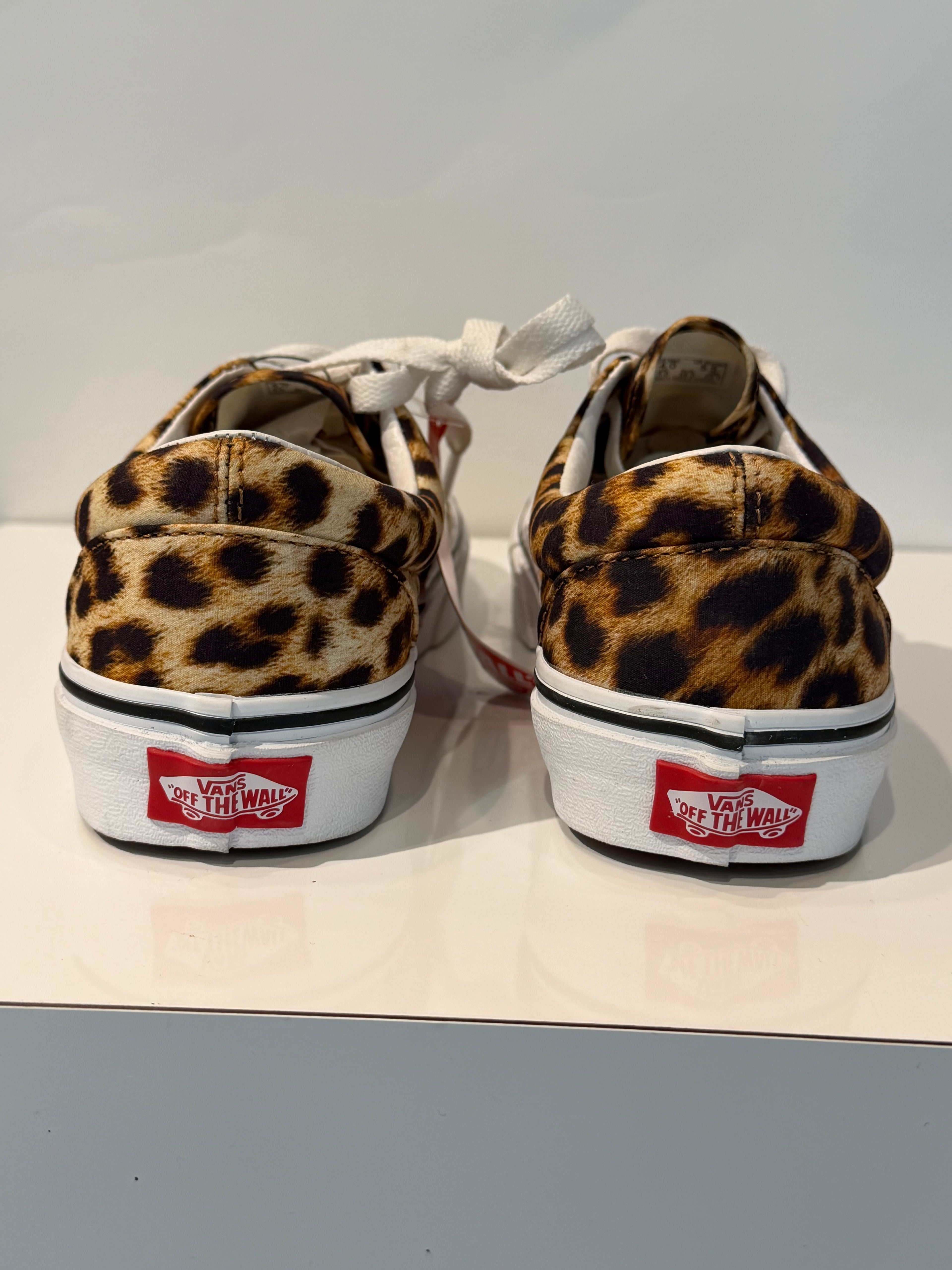 Vans Authentic Cheetah Print Size 5.5 Women’s Shoes