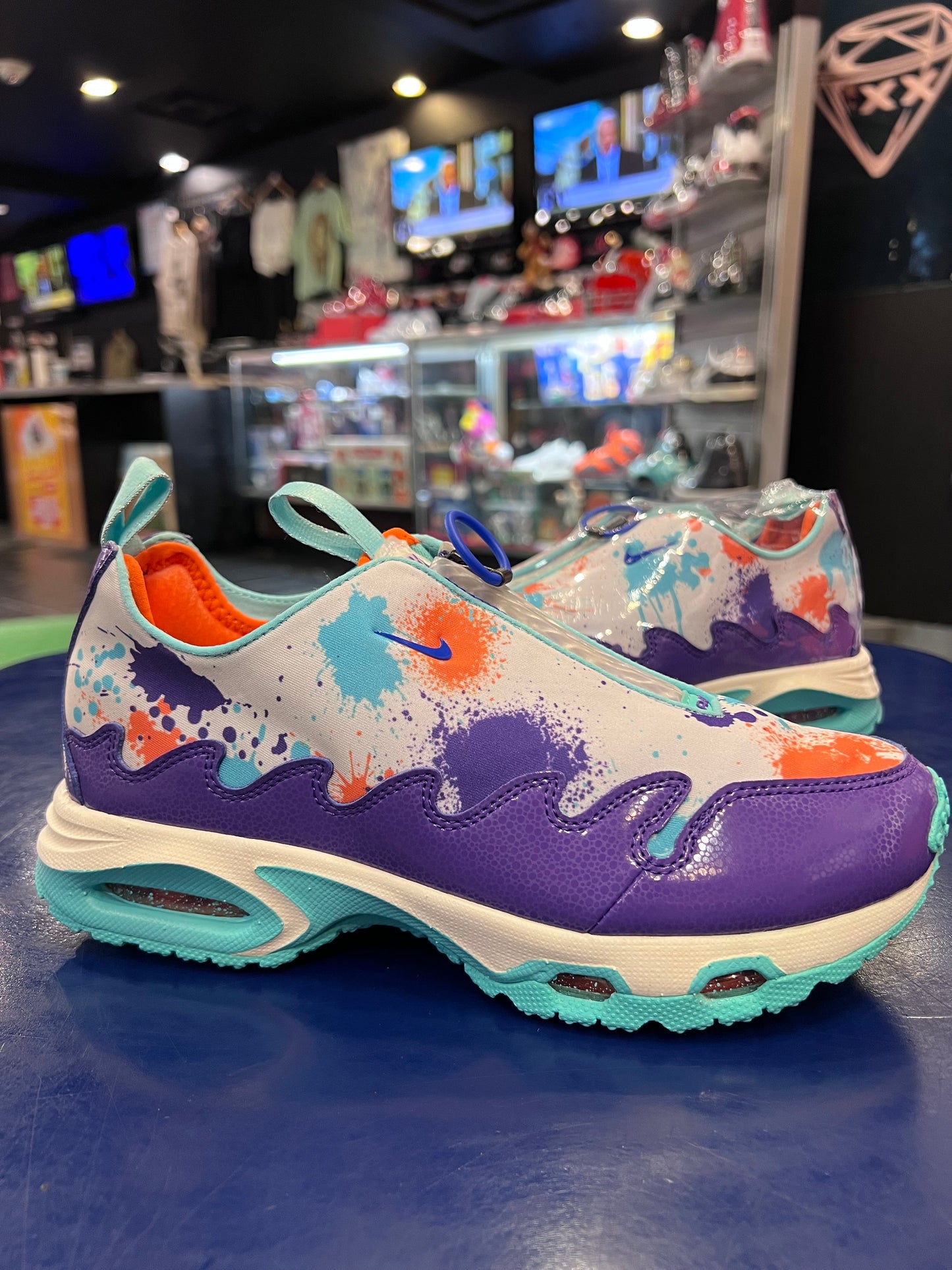 Women’s Nike Air Max Sunder Doernbecher Size 7.5w