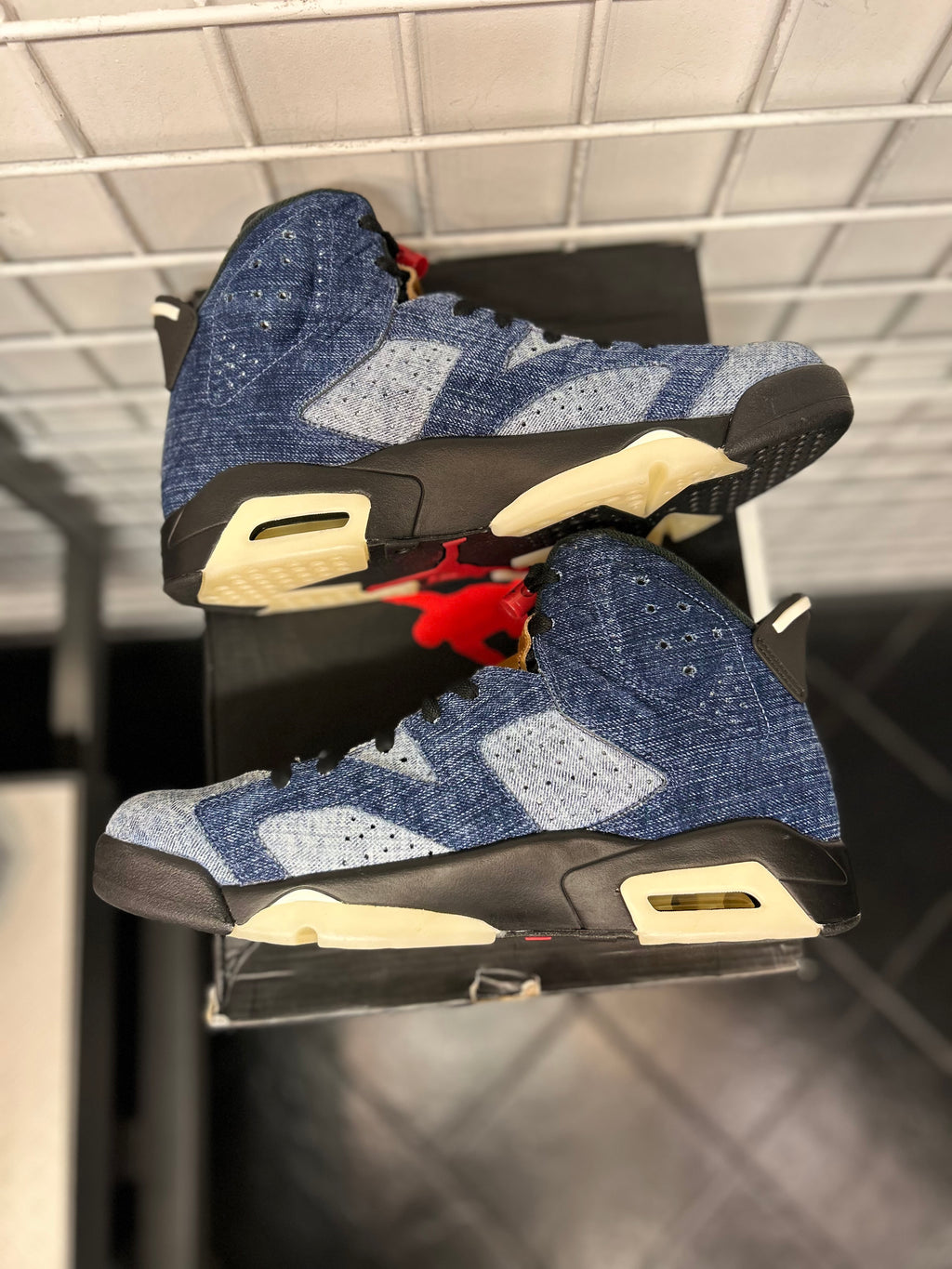 Air Jordan 6 Retro Denim Size 11 Men’s Shoes