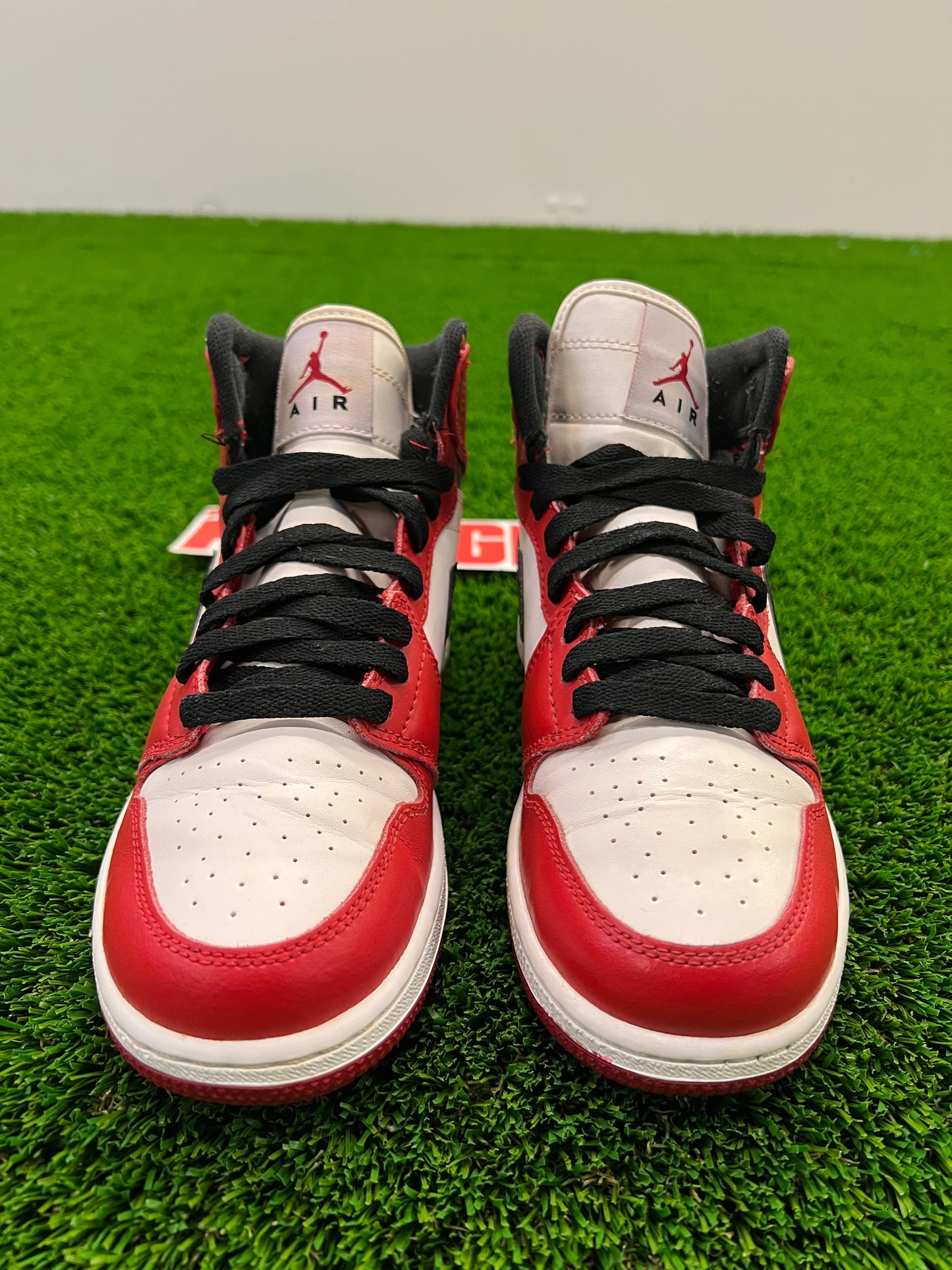 Gradeschool Air Jordan 1 Chicago 2013 Size 4.5y