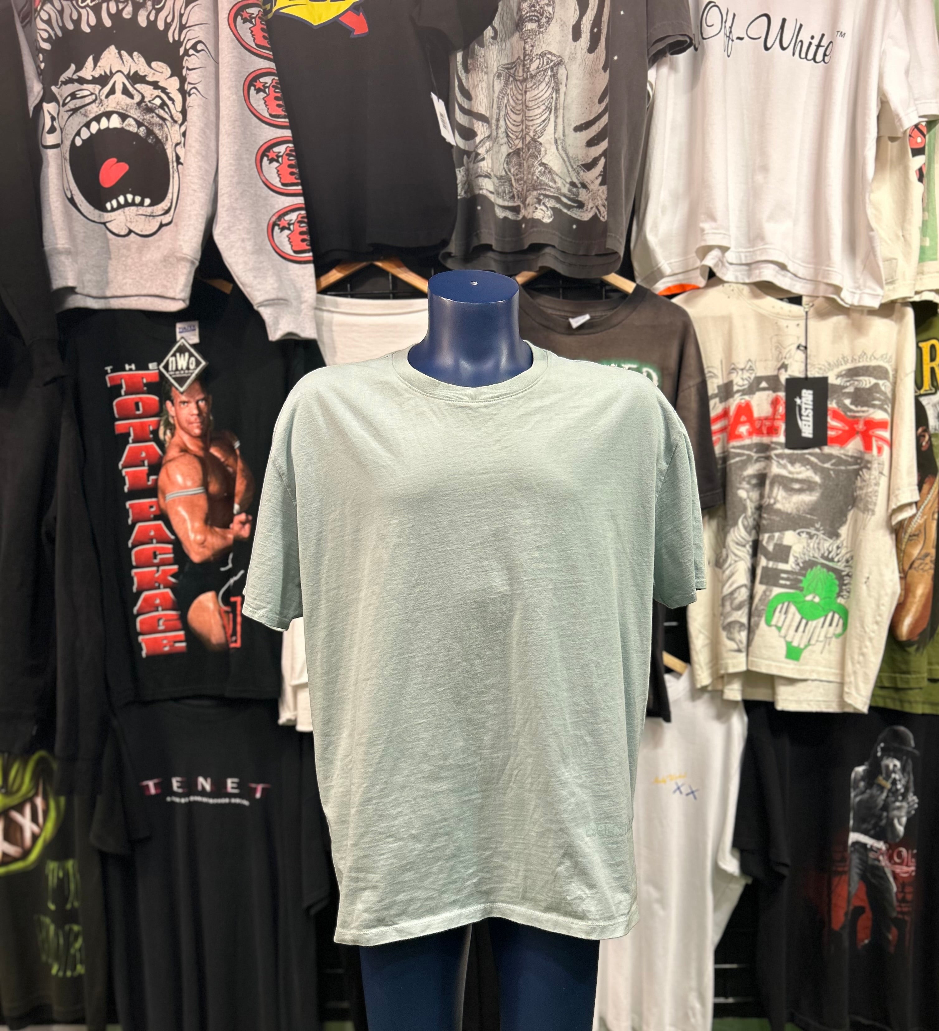 Essentials Shirt Size Large Men's