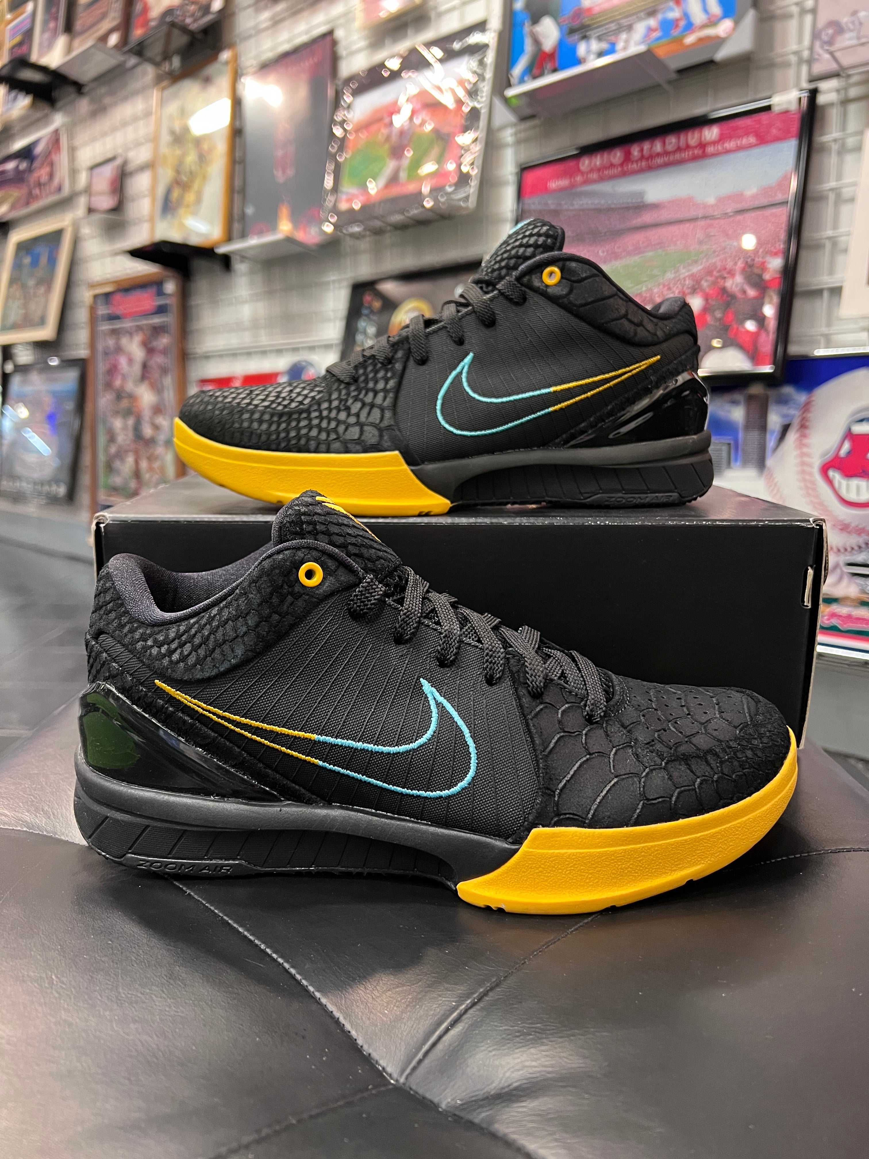 Men’s Kobe 4 Proto Brand New size 7 shoes