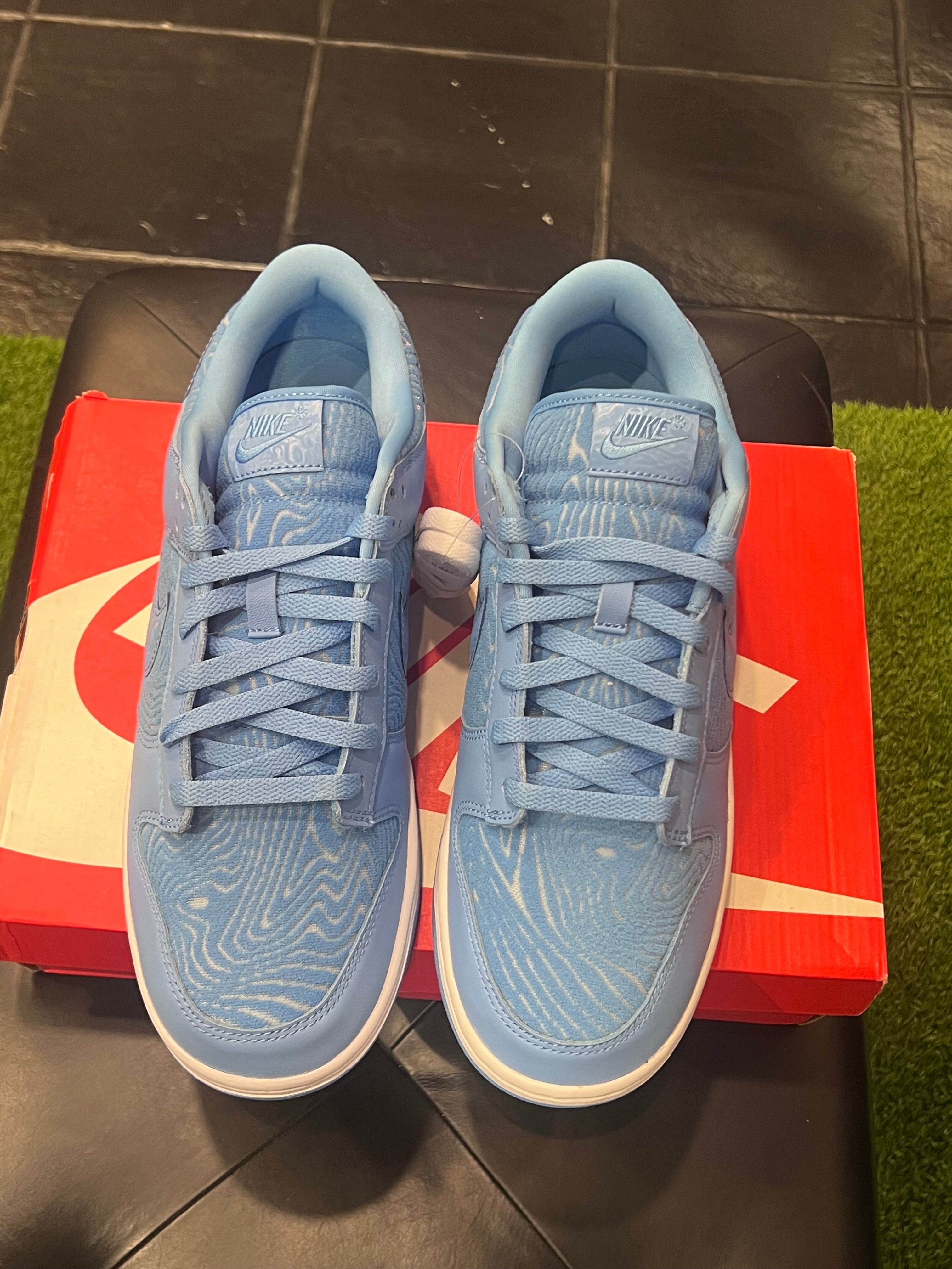 Men’s Nike Dunk Low PRM University Blue Size 11.5 Shoes