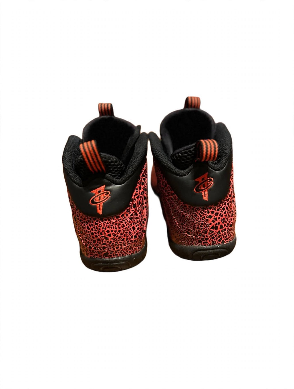 Nike Air Foamposite One Cracked Lava Hot Lava GS 644791-012 Youth 5Y Black Red