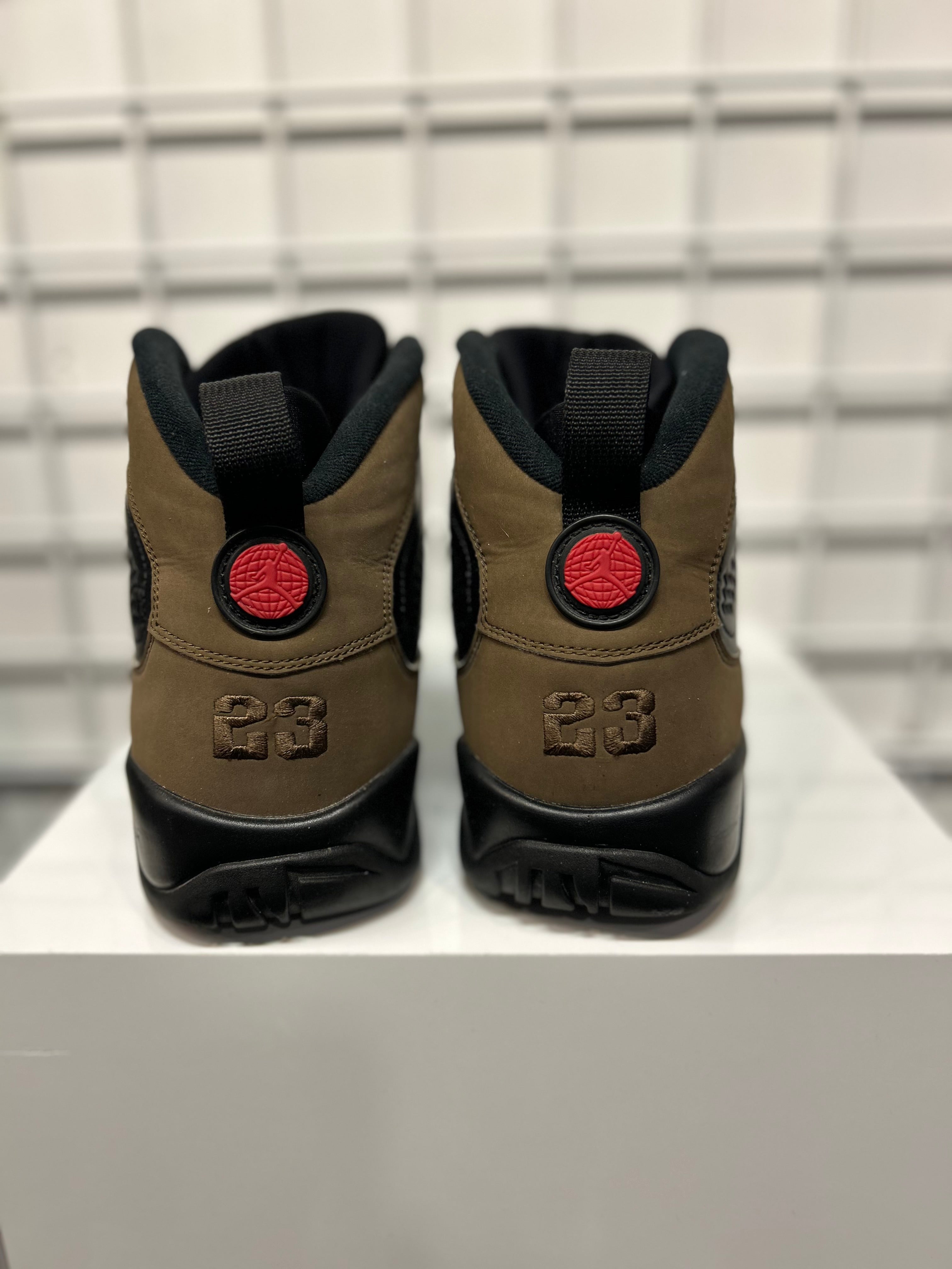 Air Jordan 9 Olive 2012 Release Size 12 Men’s Shoes