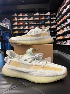 Yeezy 350v2 Hyperspace Brand New