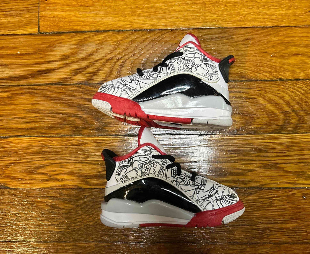 Air Jordan Dub Zero Fire Red Size 4C Toddler shoes