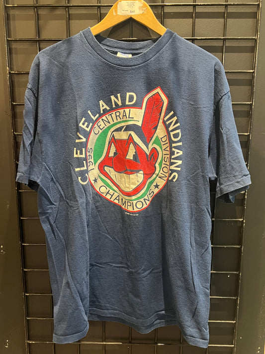 Men’s 1995 Starter Cleveland Indians Tee Size XL