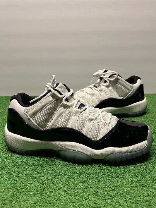 Gradeschool Air Jordan 11 Concord Size 5y