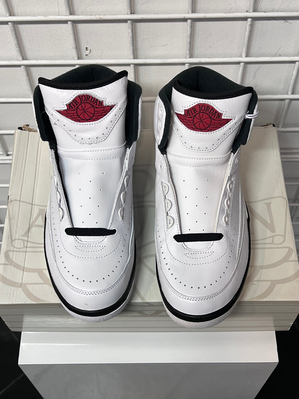Air Jordan 2 OG Size 8 Men’s Shoes
