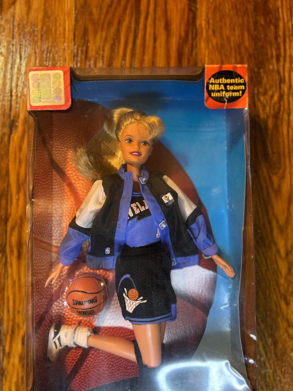 NBA Barbie Cleveland Cavaliers 1998 Mattel #20736 CAVS Sealed Vintage