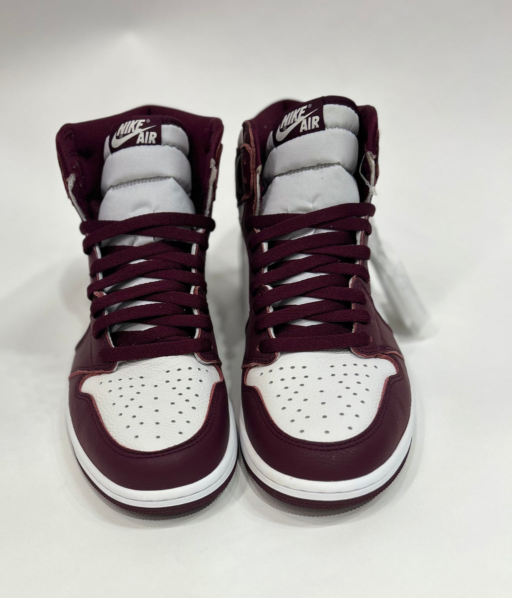 Air Jordan 1 Bordeaux Size 9.5 Men's Shoes