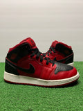 Gradeschool Air Jordan 1 Mid Size 6.5y