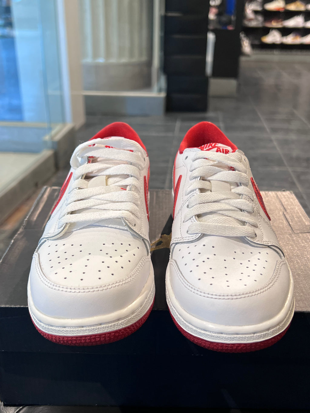 Gradeschool Air Jordan 1 Low White/ Varsity Red Size 4.5y