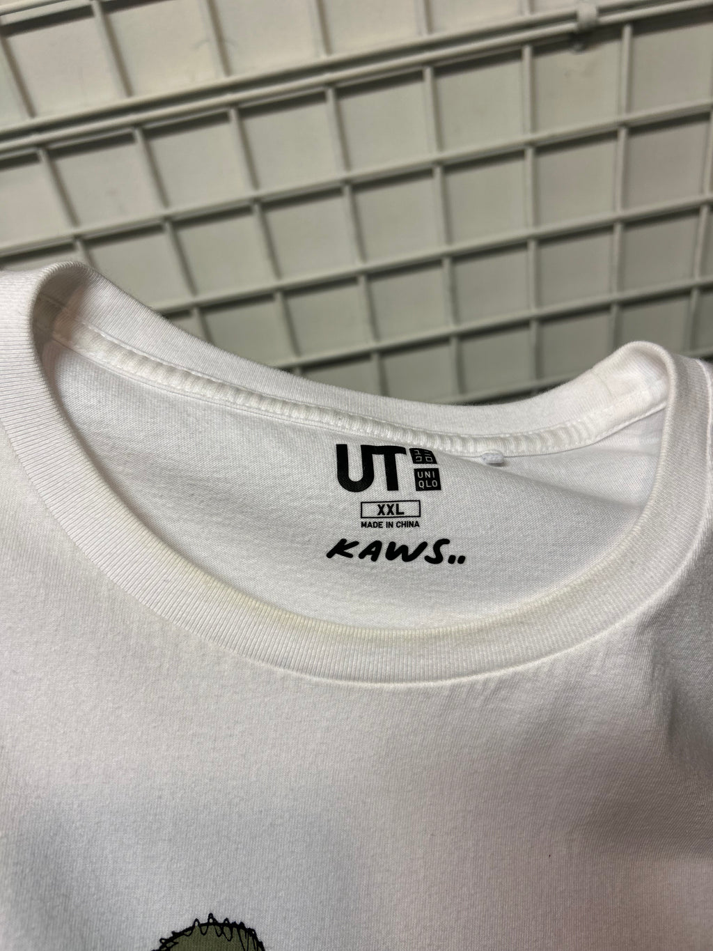 Kaws Uniqlo T-Shirt Size XXL Men’s