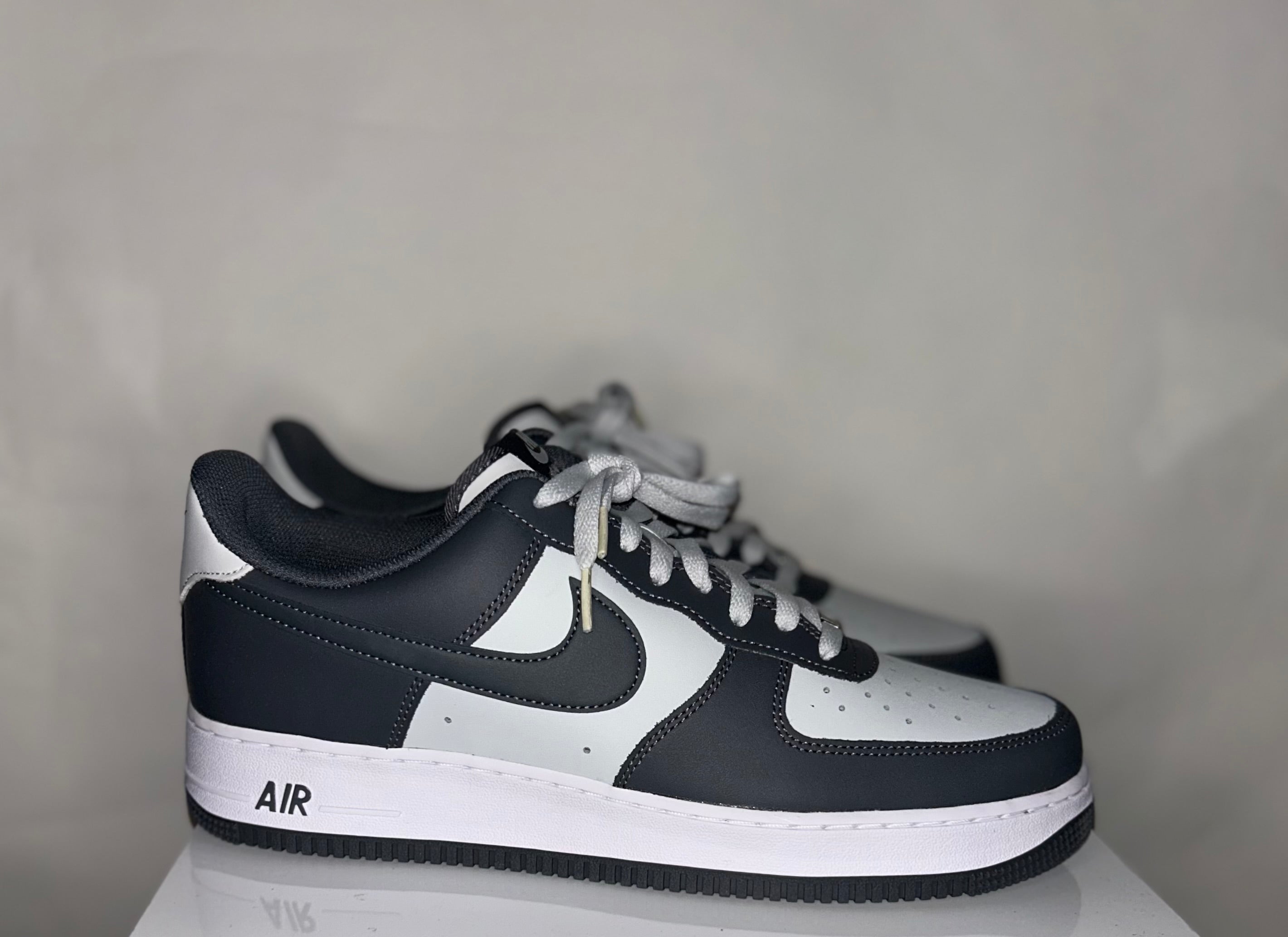 Nike Air Force 1 Low Dark Grey Size 12 Men’s Shoes Brand new