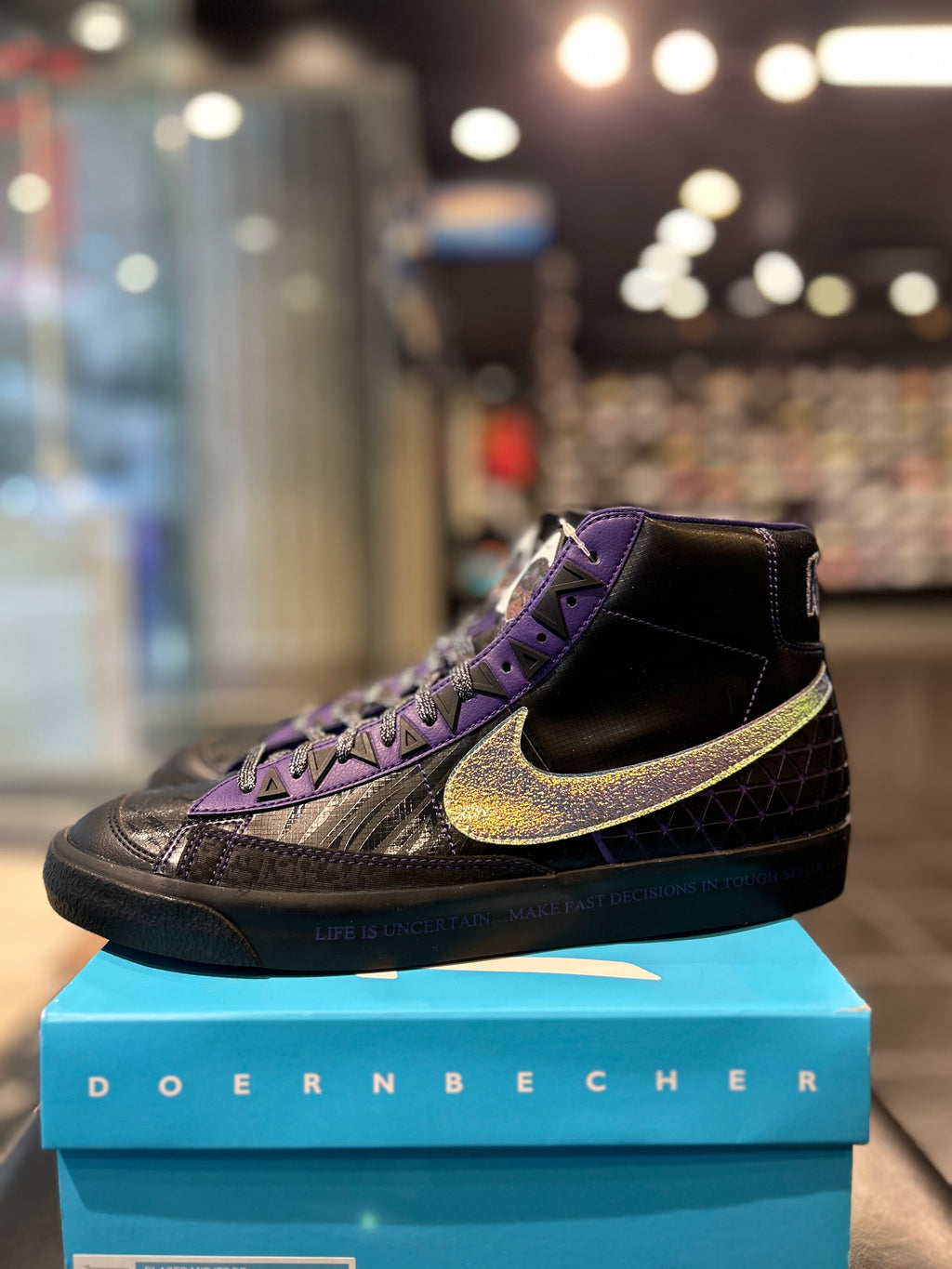 Nike Blazer 77 Doernbecher Size 11 Men’s Shoes