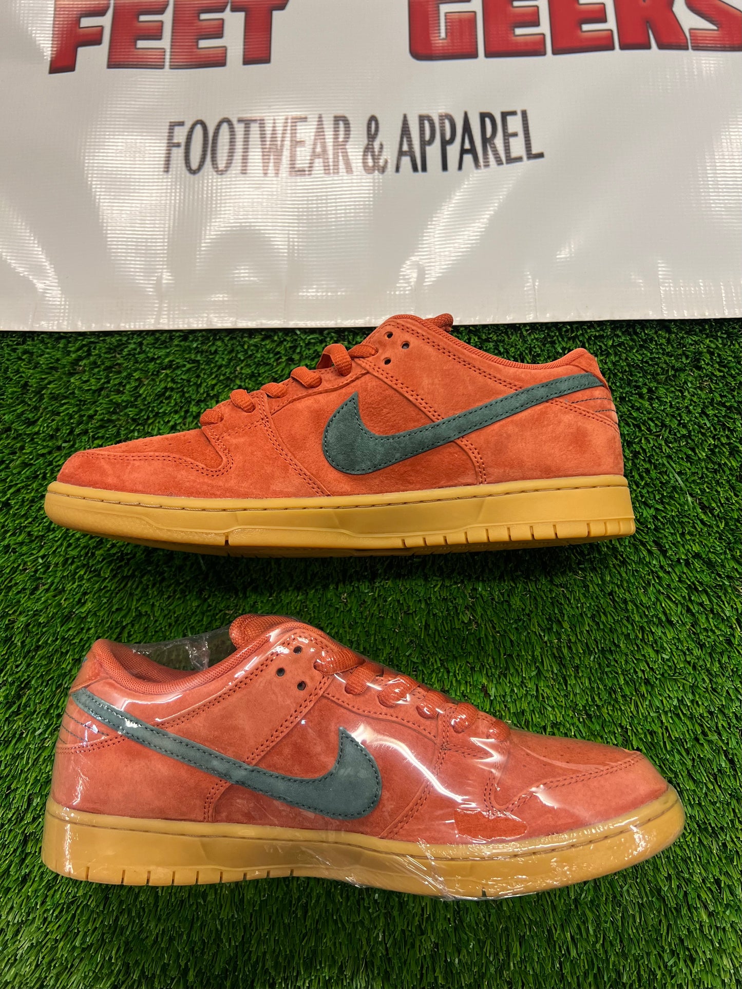 Men’s Nike SB Dunk Low Sunrise Size 11 Shoes Brand New