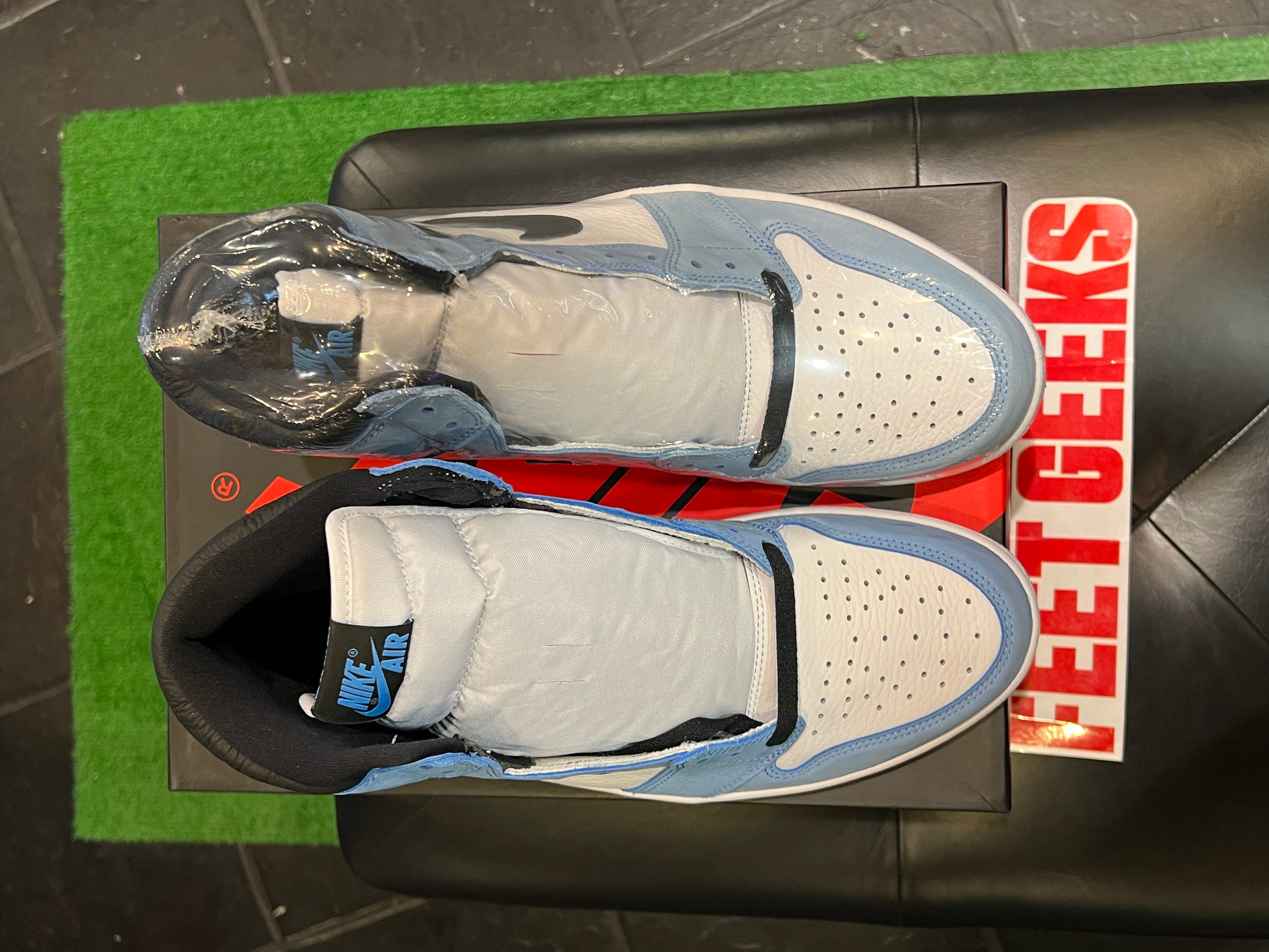 Men’s Air Jordan 1 University Blue Brand New