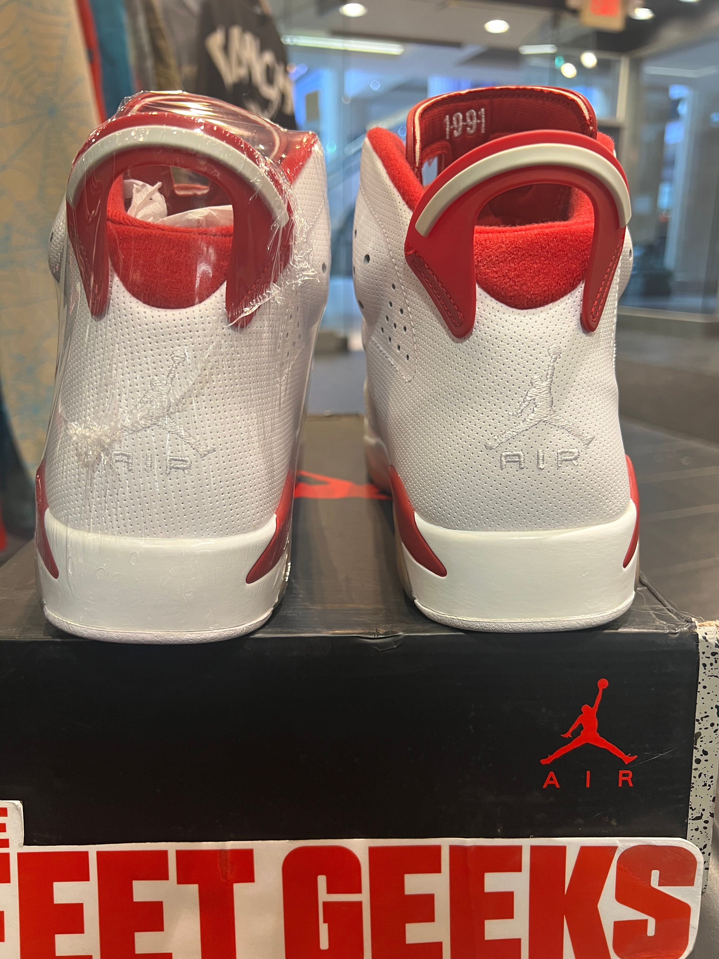 Men’s Air Jordan 6 Alternate Brand New