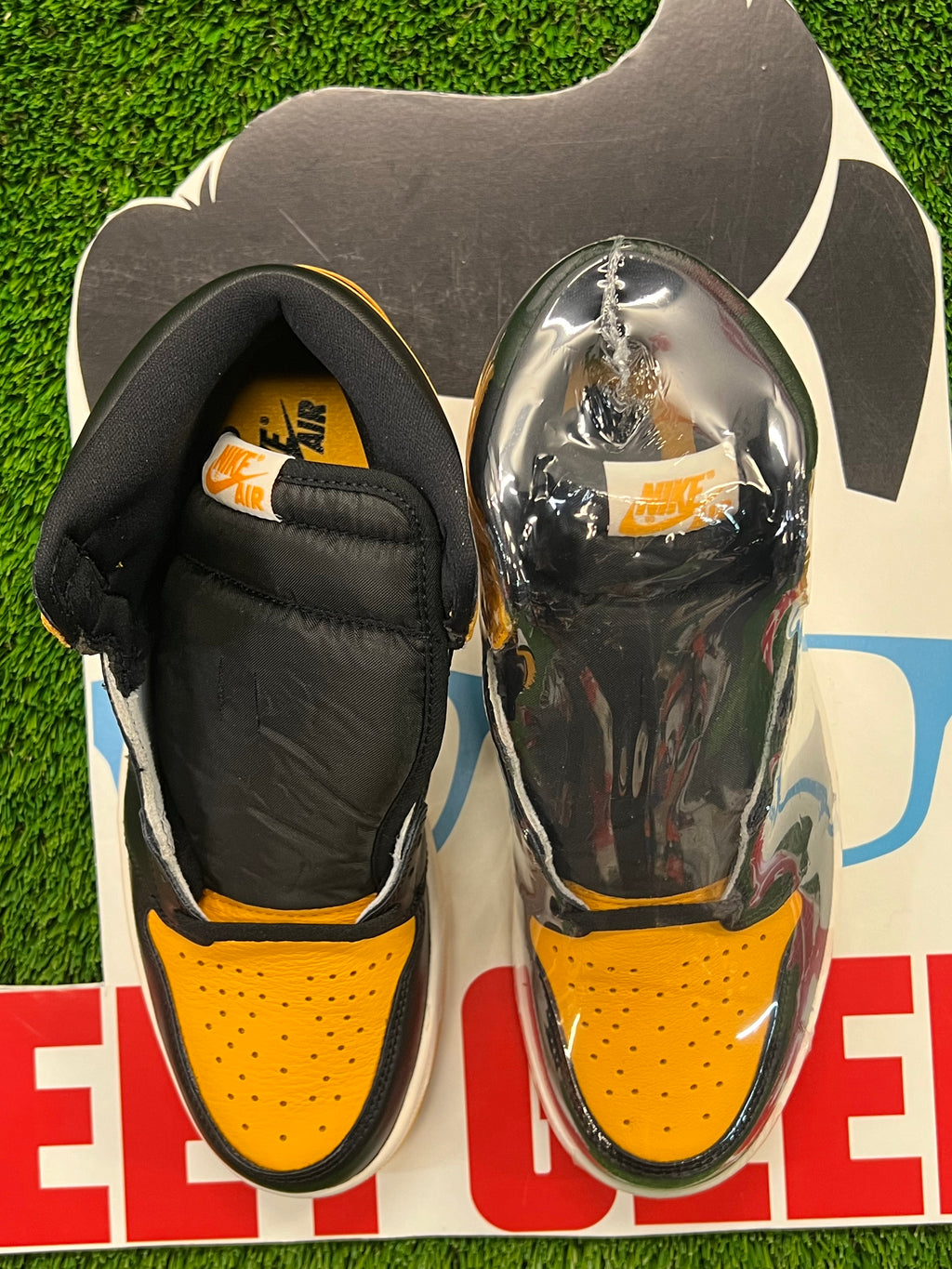 Men’s Air Jordan 1 Yellow Toe Taxi Brand New Shoes