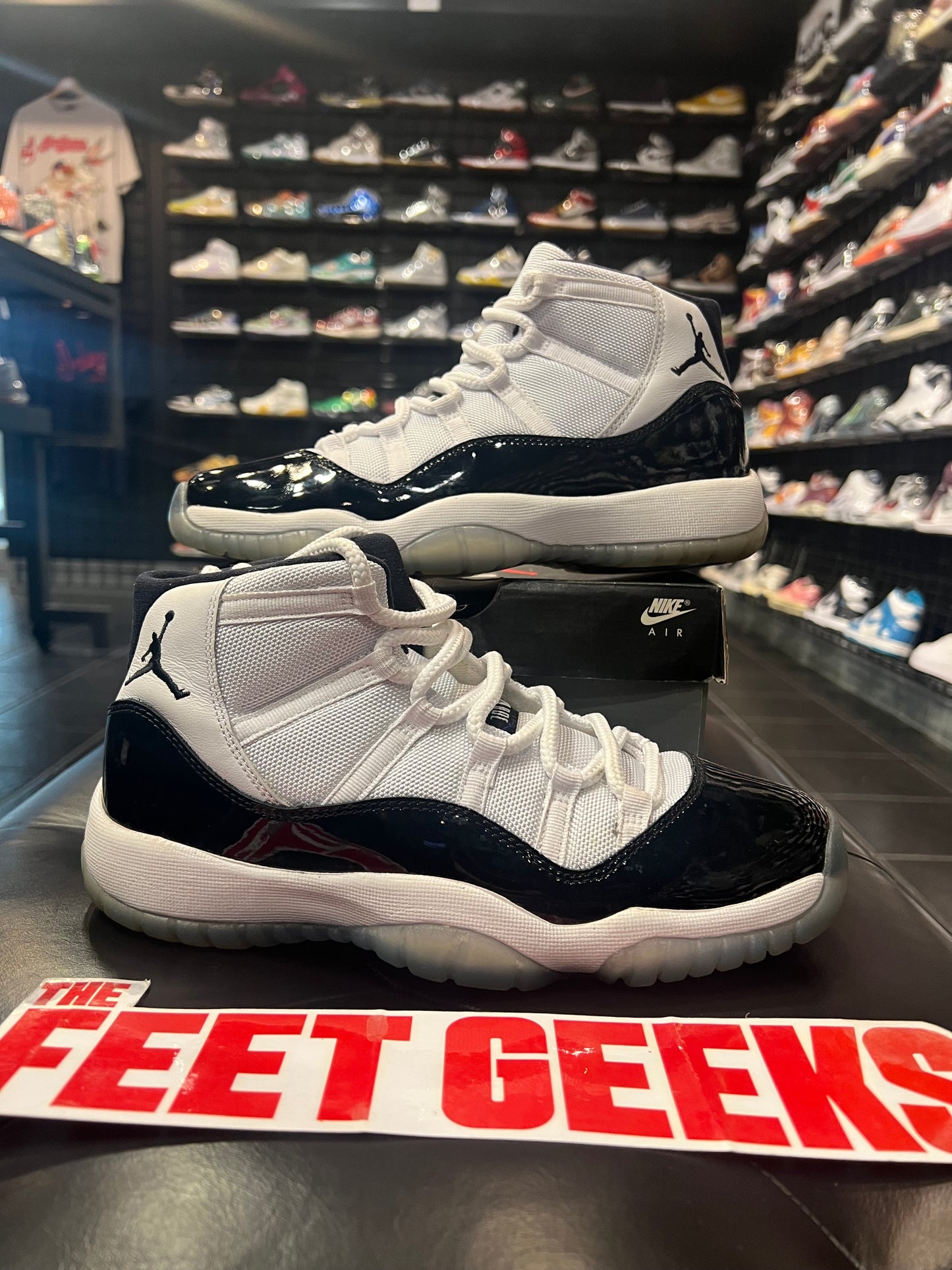 Gradeschool Air Jordan 11 Concord Size 7 Shoes