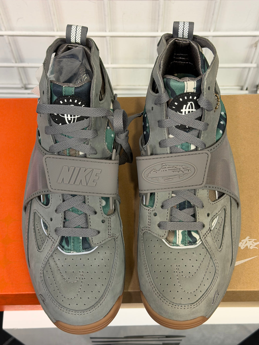 Nike Air Huarache Corteiz Size 9.5 Men’s Shoes