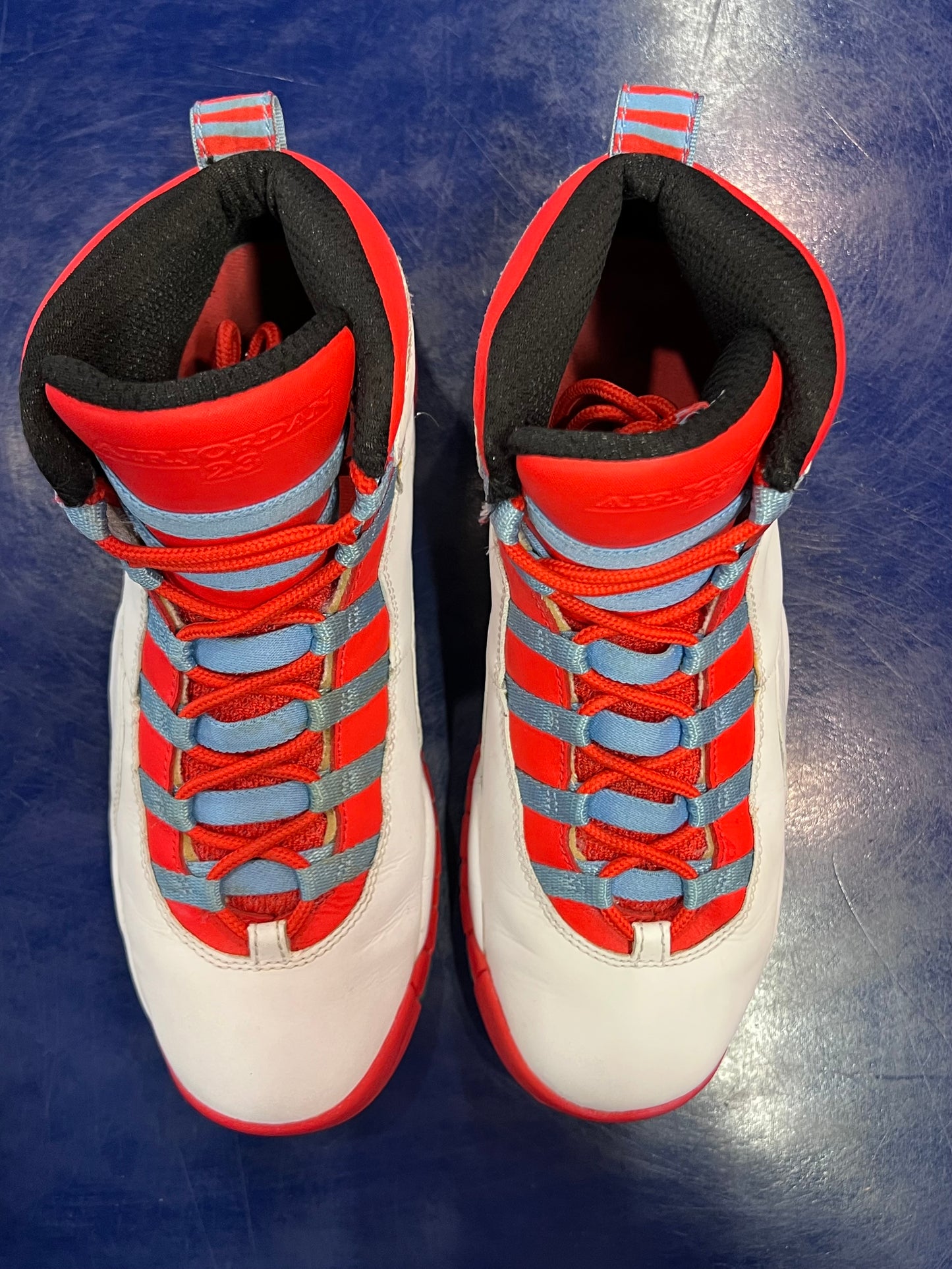 Gradeschool Air Jordan 10 Chicago Size 6.5y