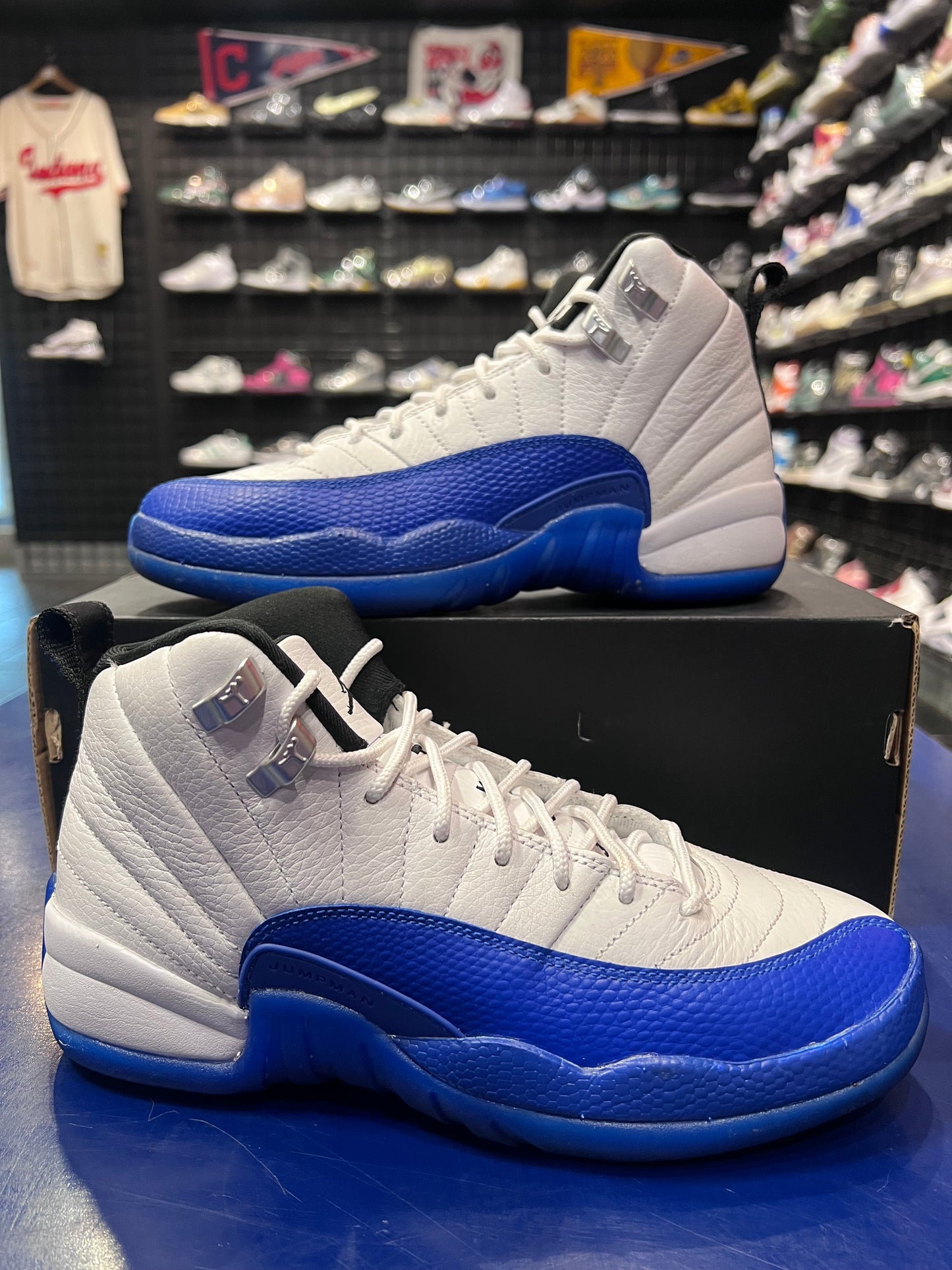 Gradeschool Air Jordan 12 Blueberry Size 5.5y
