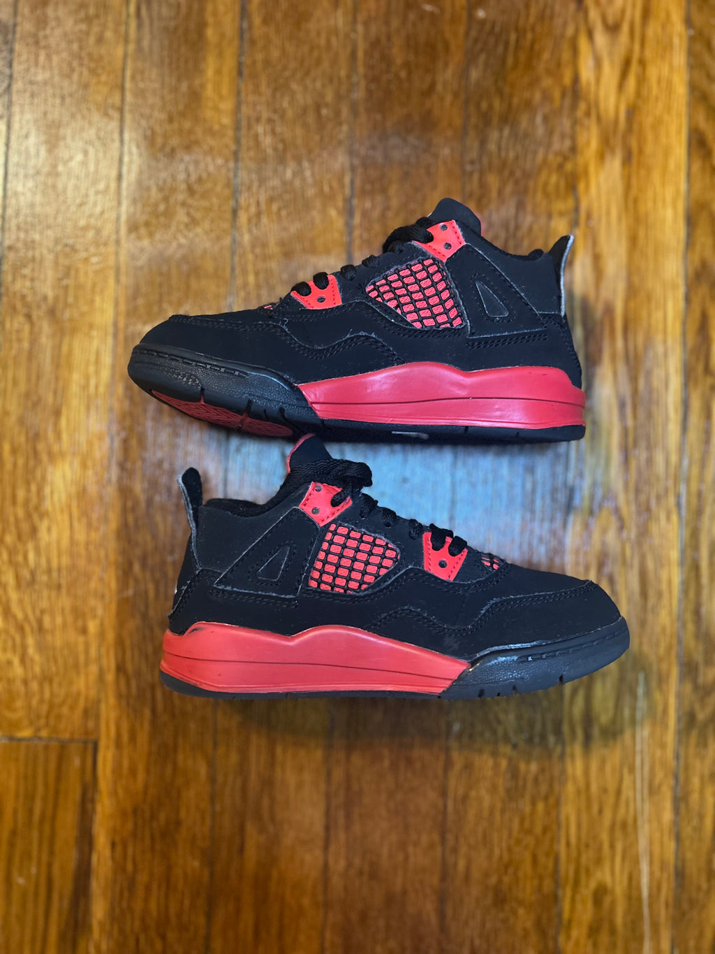 Jordan 4 Red Thunder Kids Size 11C PS Shoes