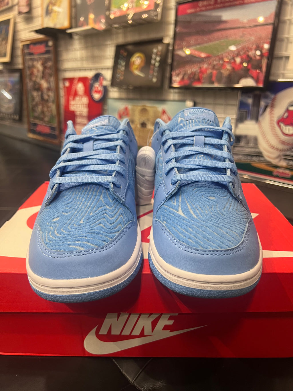 Men’s Nike Dunk Low PRM University Blue Size 11.5 Shoes