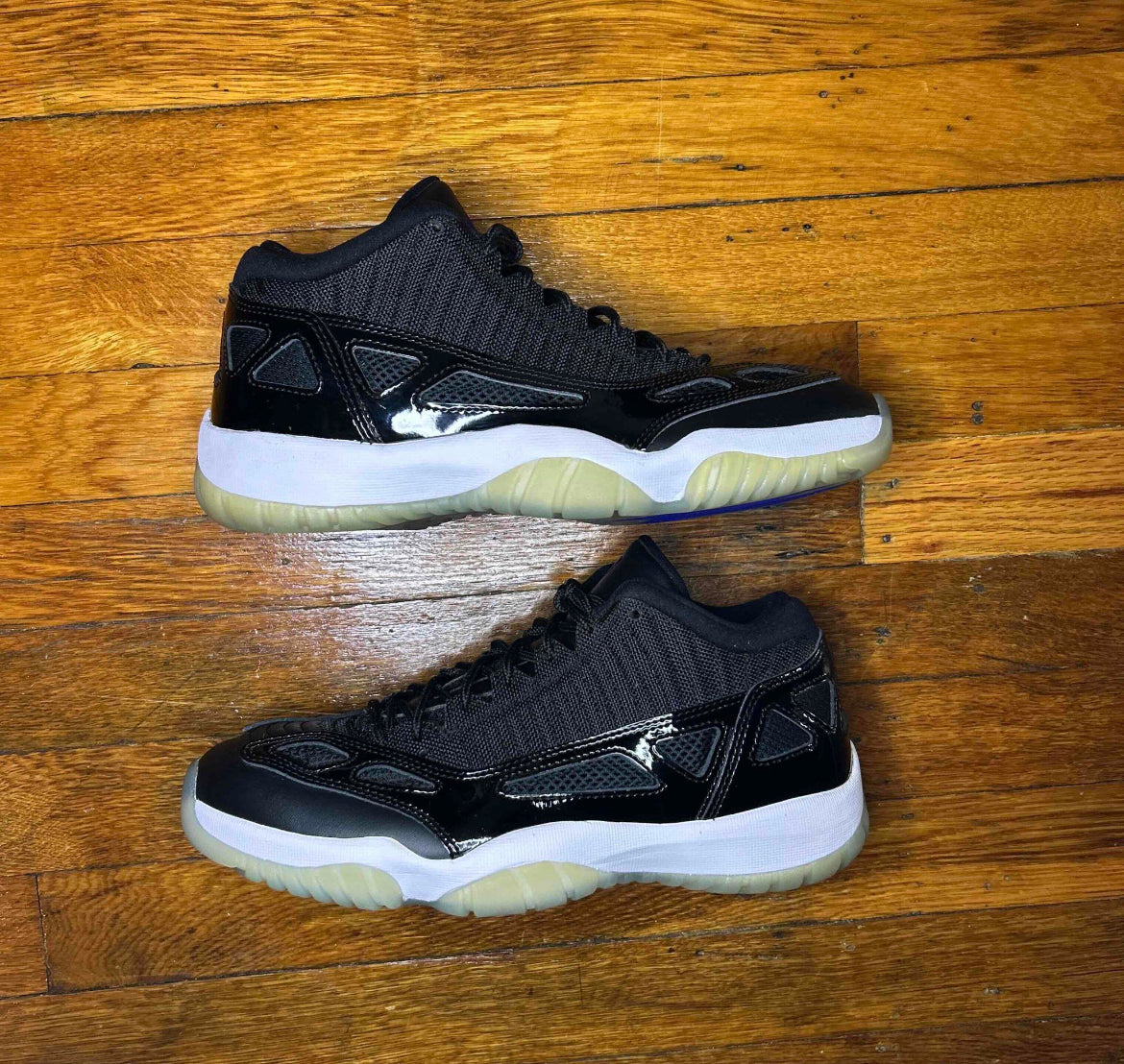 Air Jordan 11 IE Retro Space Jam Size 9 Men Shoes
