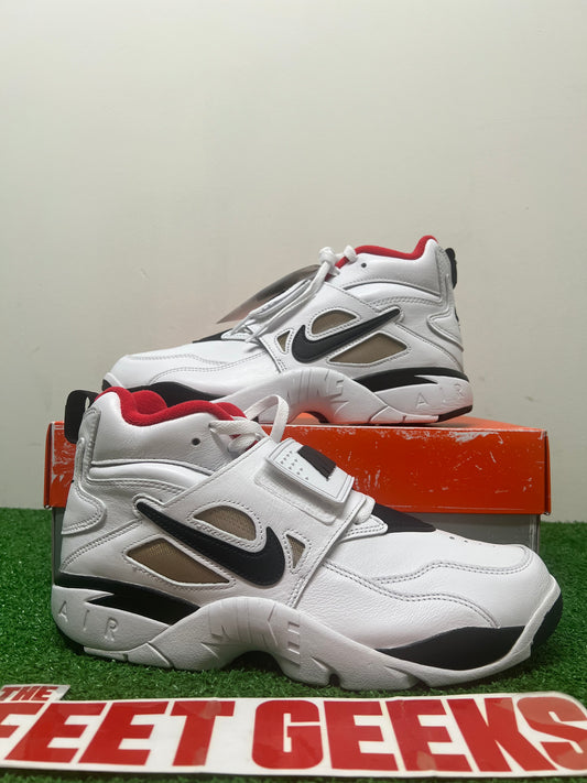 Men’s Nike Diamond Turf Proto Size 10.5 and 12