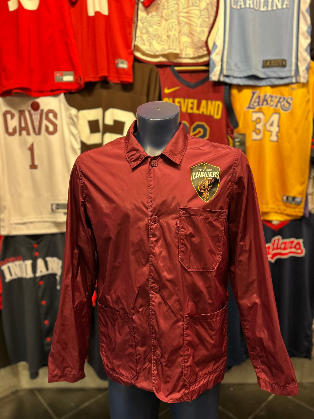 Levi’s Cleveland Cavaliers Red Wine Jacket Size Medium