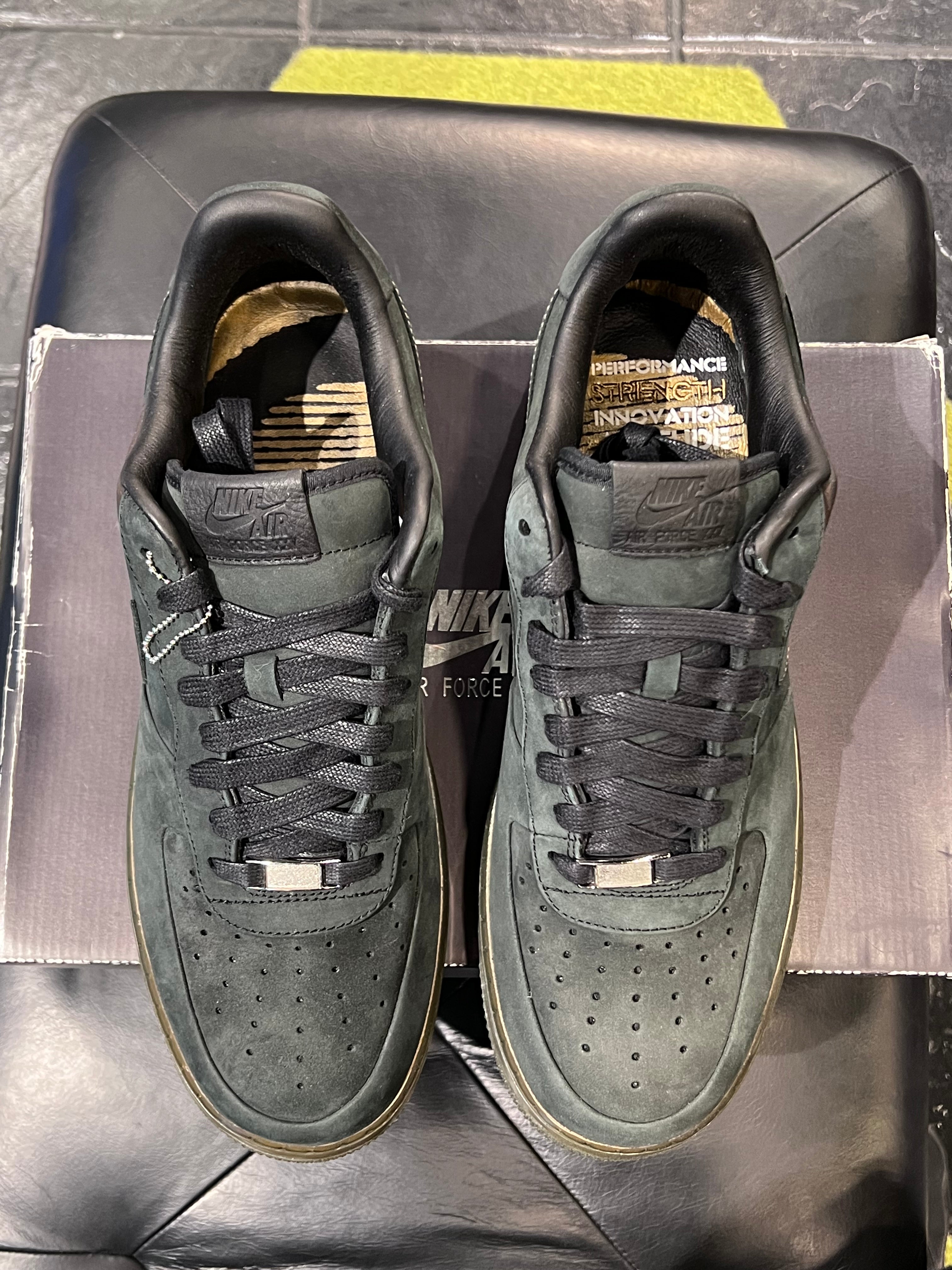 Nike Air Force 1 Supreme 25th Anniversary LeBron Size 10.5