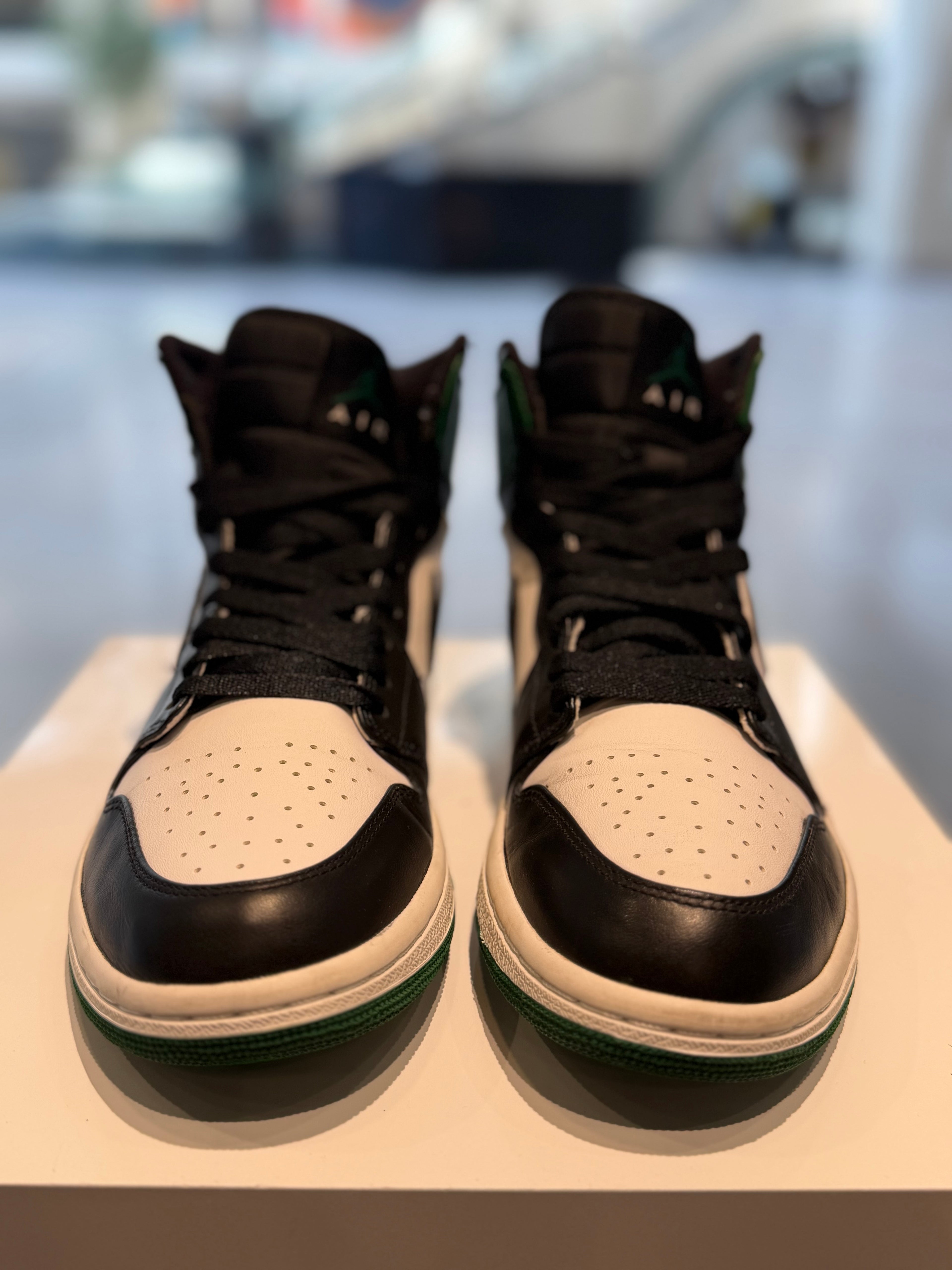 Air Jordan 1 High Celtics Size 8.5 Men’s Shoes