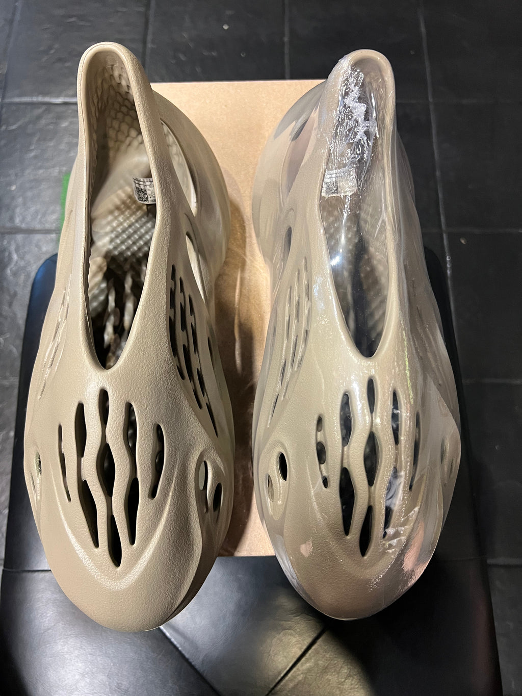 Men’s Yeezy Foam RNR Stone Taupe Brand New