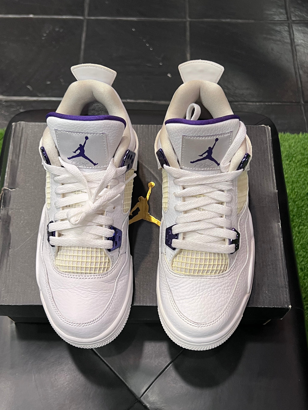 Gradeschool Air Jordan 4 Metallic Purple Size 7y Shoes