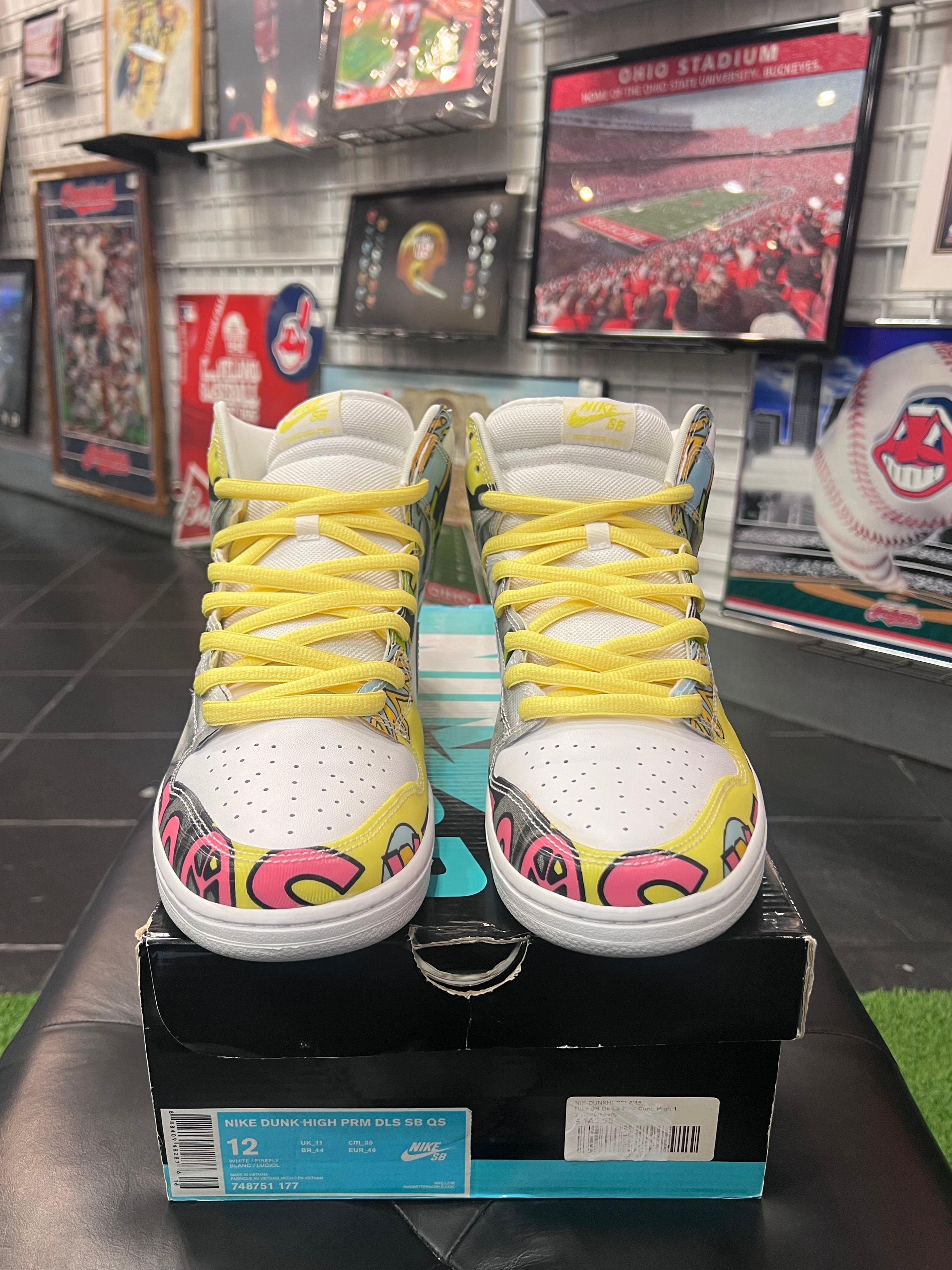 Men’s Nike SB Dunk High De La Soul Size 12 Shoes