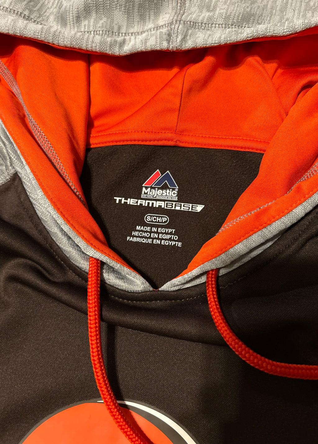 Cleveland Browns Hoodie Mens Small Majestic Therma Base Helmet Logo Brown NWOT