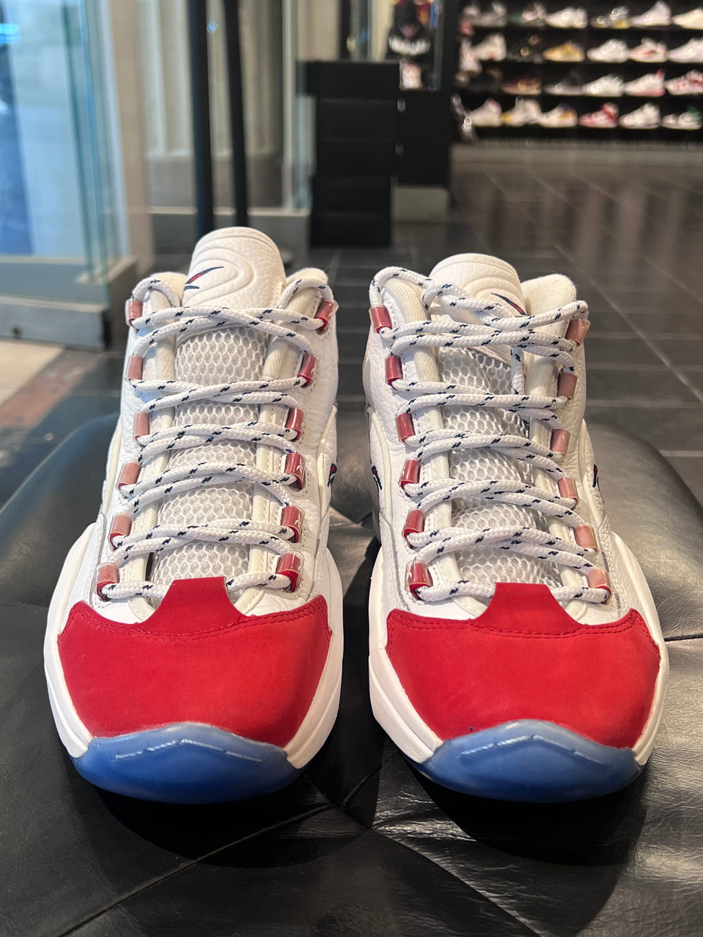 Reebok Question Mid Size 9 Mens Shoes