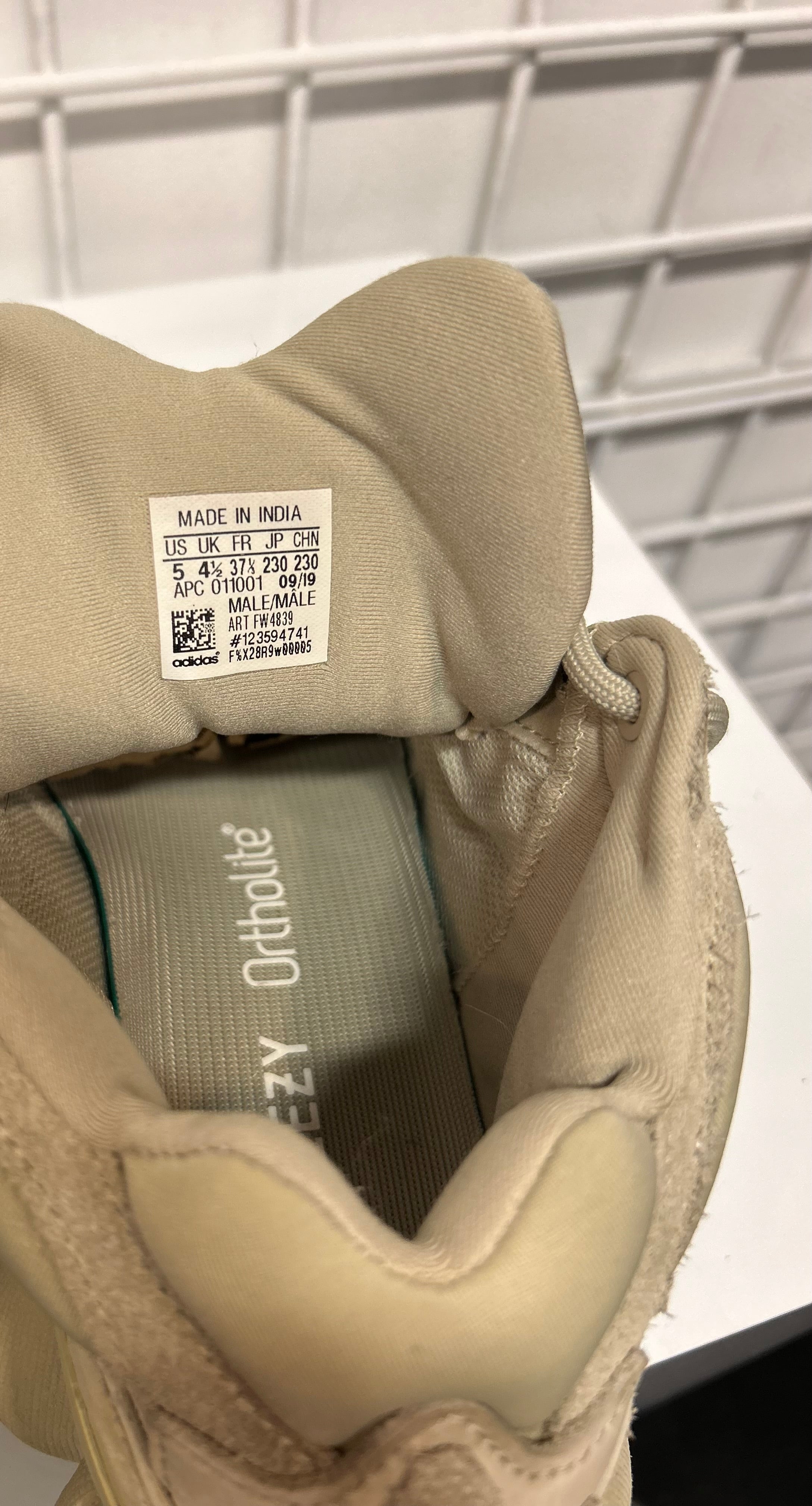Adidas Yeezy 500 Stone Size 5 Men’s Shoes