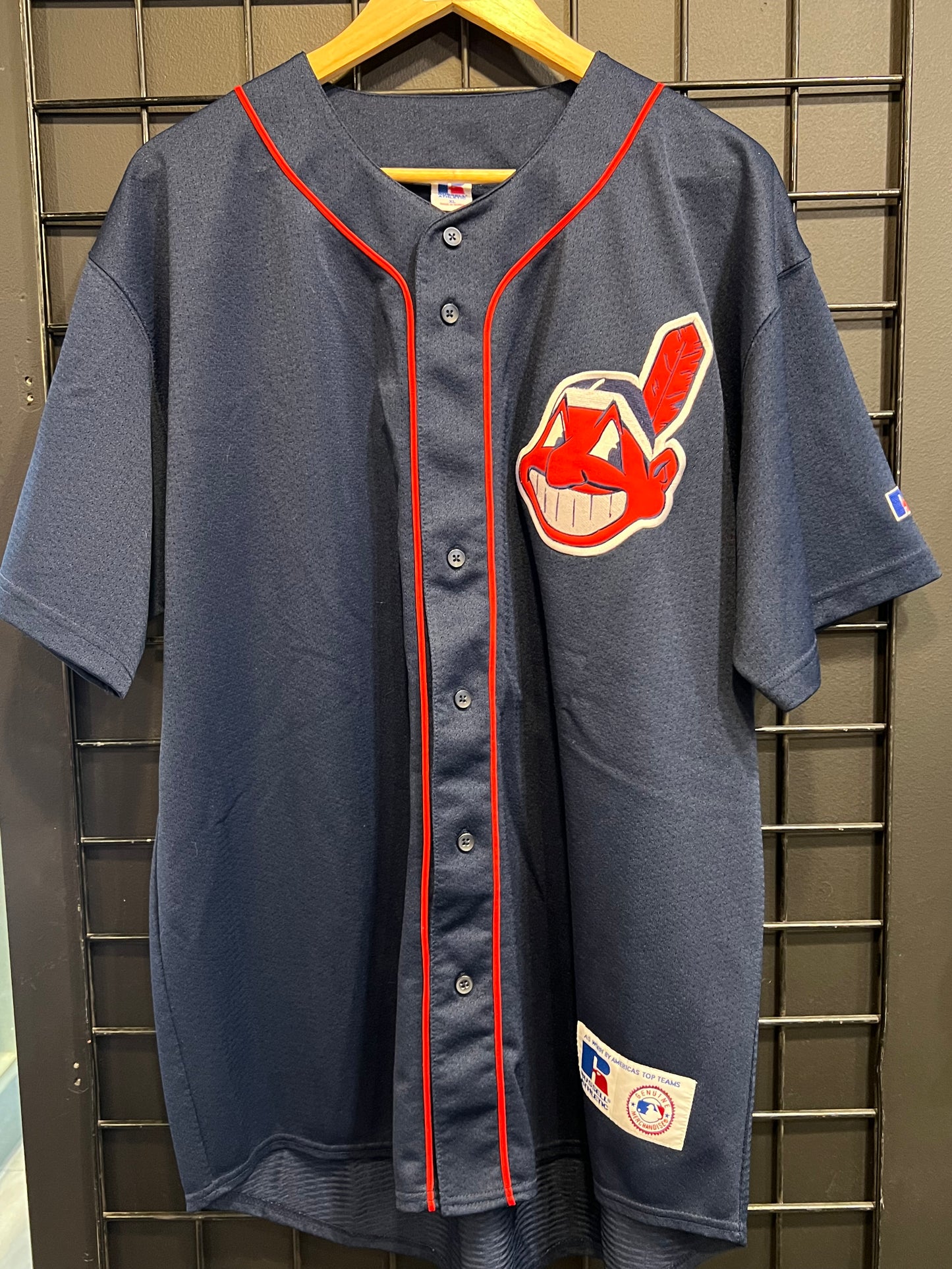 Men’s Cleveland Indians Russell Jersey Size XL
